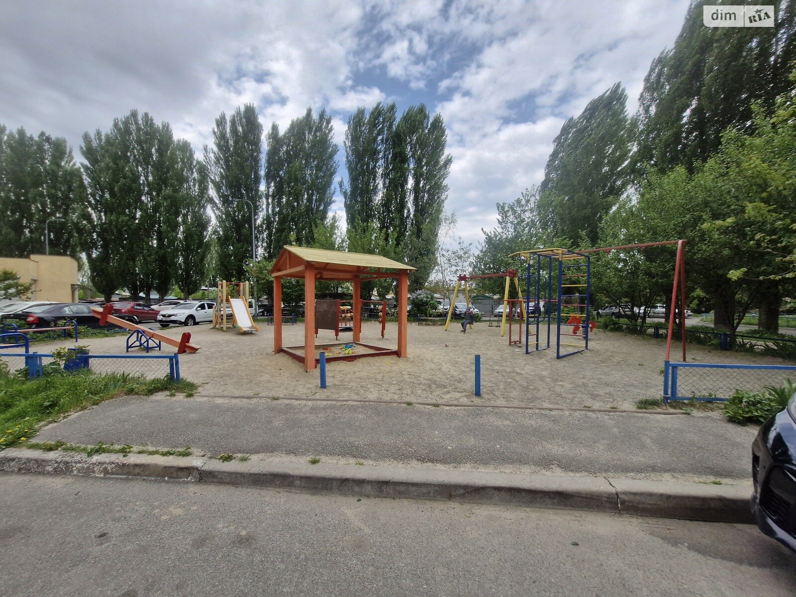 Продажа однокомнатной квартиры в Броварах, на ул. Красовского 8Б, район Торгмаш фото 1 Продажа однокомнатной квартиры в Броварах, на ул. Красовского 8Б, район Торгмаш фото 1