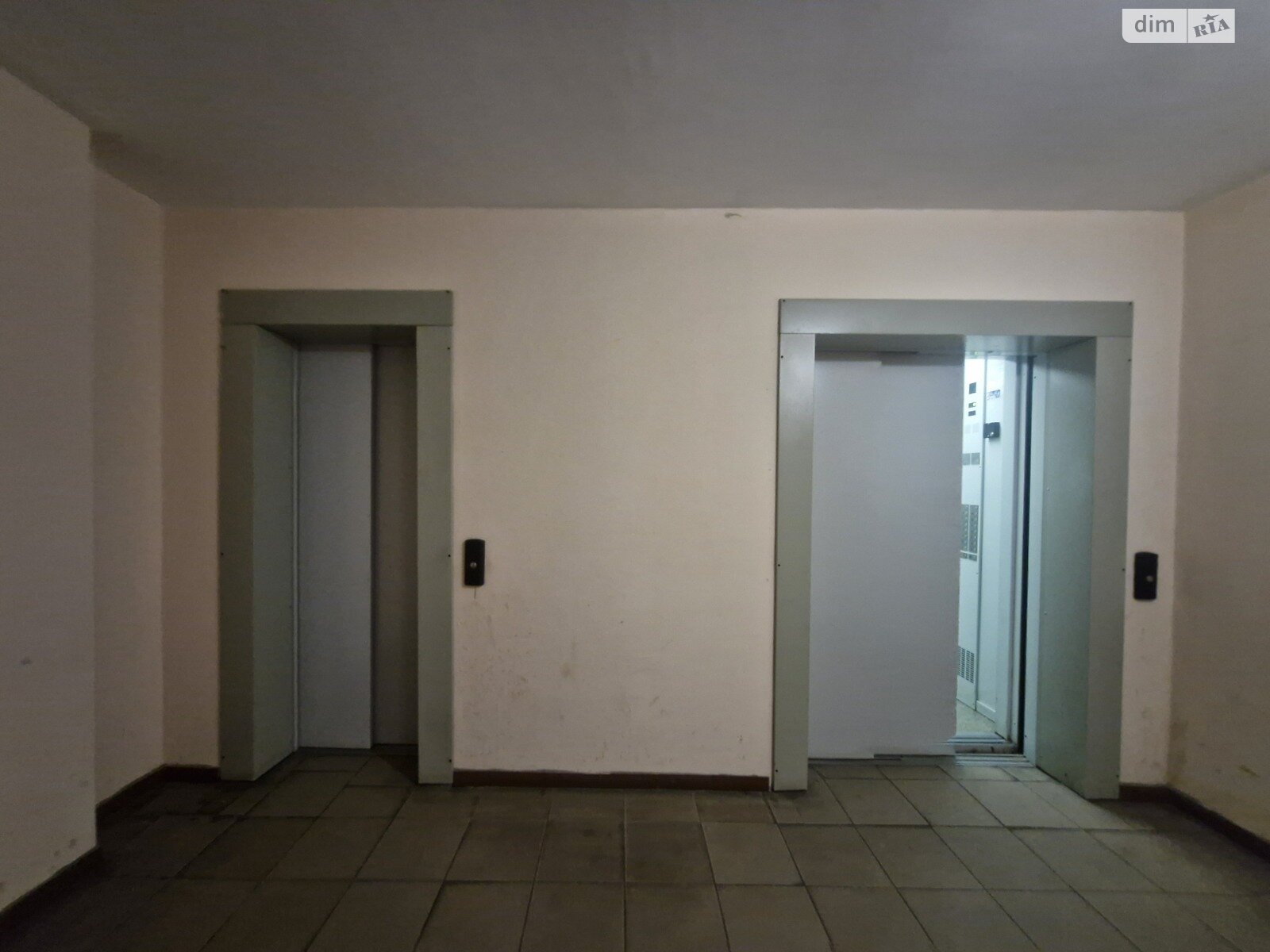 Продажа однокомнатной квартиры в Броварах, на ул. Красовского 8Б, район Торгмаш фото 1 Продажа однокомнатной квартиры в Броварах, на ул. Красовского 8Б, район Торгмаш фото 1