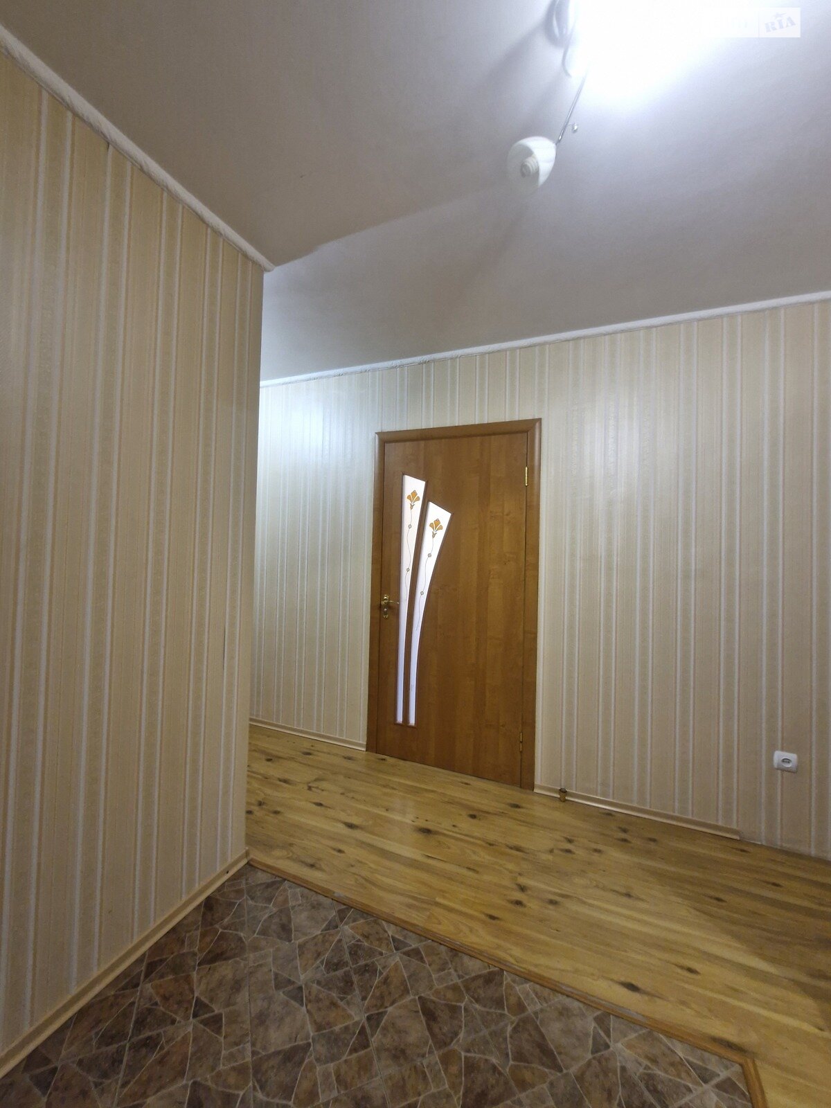 Продажа однокомнатной квартиры в Броварах, на ул. Красовского 8Б, район Торгмаш фото 1 Продажа однокомнатной квартиры в Броварах, на ул. Красовского 8Б, район Торгмаш фото 1