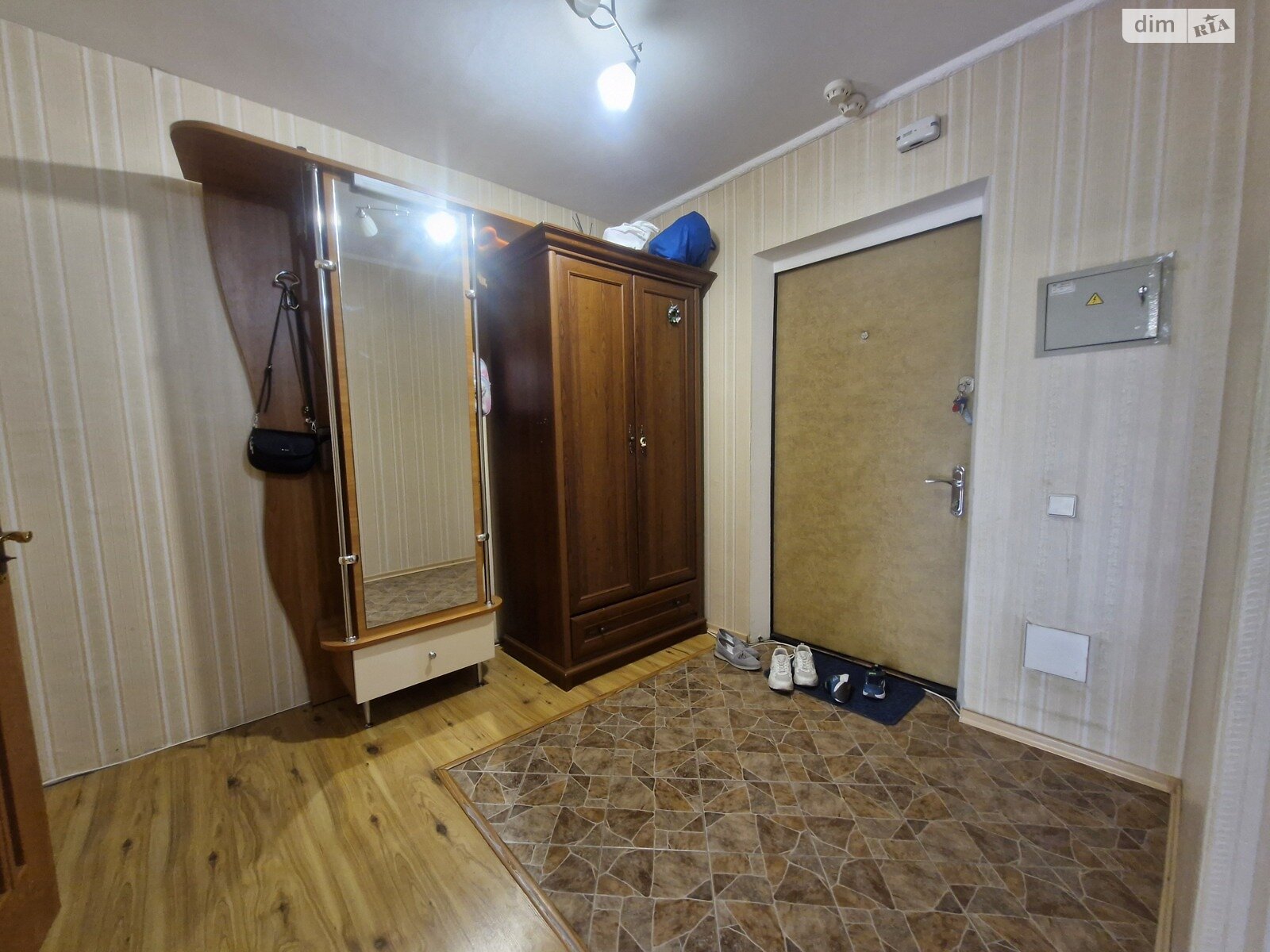 Продажа однокомнатной квартиры в Броварах, на ул. Красовского 8Б, район Торгмаш фото 1 Продажа однокомнатной квартиры в Броварах, на ул. Красовского 8Б, район Торгмаш фото 1