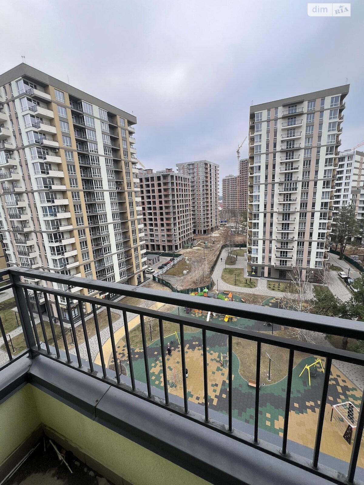 Продаж трикімнатної квартири в Броварах, на вул. В'ячеслава Чорновола 8, фото 1 Продаж трикімнатної квартири в Броварах, на вул. В'ячеслава Чорновола 8, фото 1
