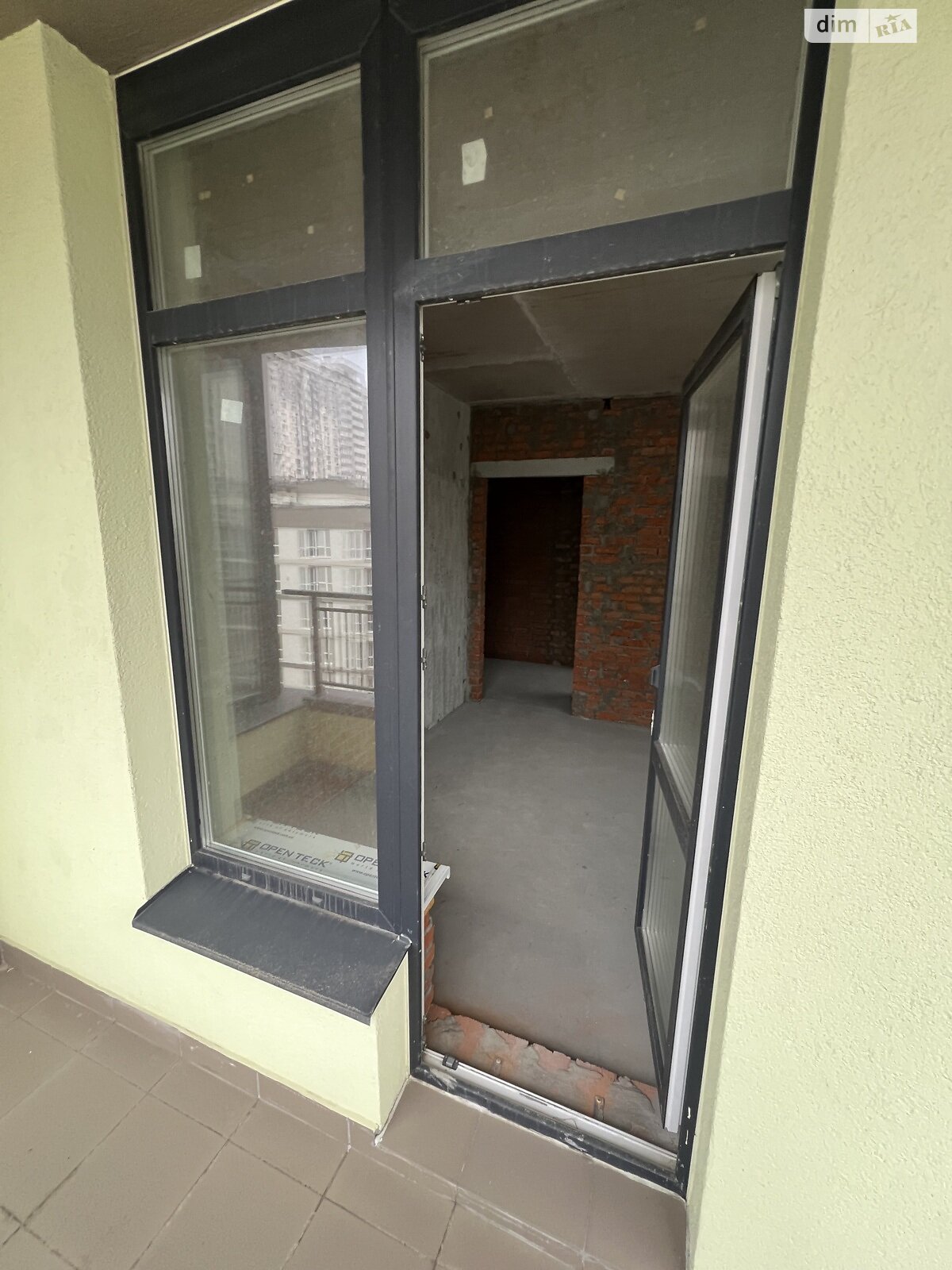 Продаж трикімнатної квартири в Броварах, на вул. В'ячеслава Чорновола 8, фото 1 Продаж трикімнатної квартири в Броварах, на вул. В'ячеслава Чорновола 8, фото 1