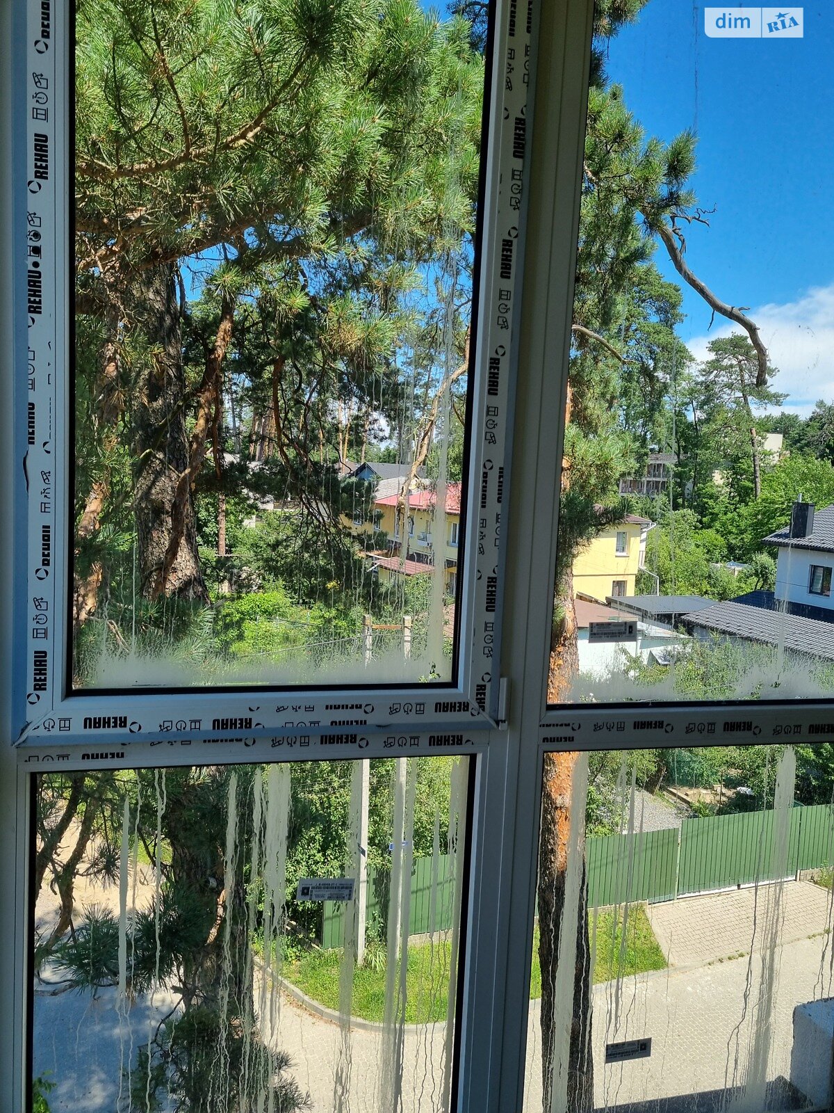 Продажа двухкомнатной квартиры в Брюховичах, на ул. Ясная 15, фото 1 Продажа двухкомнатной квартиры в Брюховичах, на ул. Ясная 15, фото 1