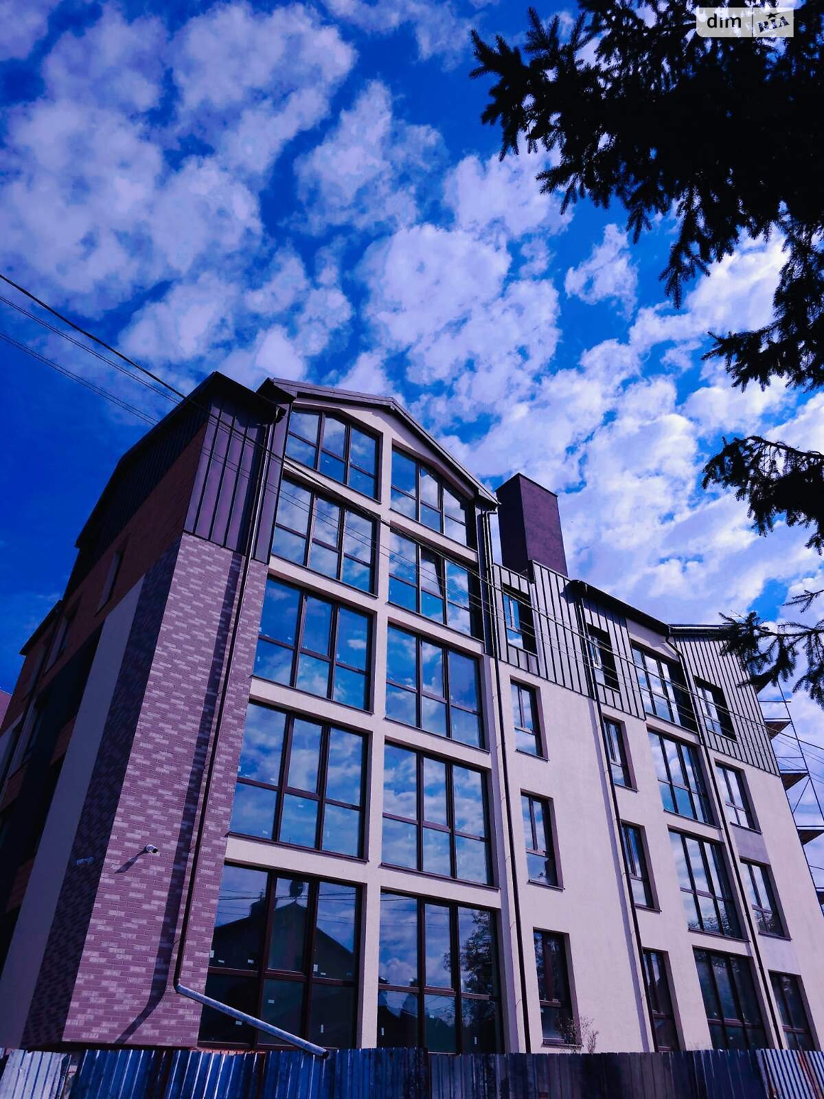 Продажа двухкомнатной квартиры в Брюховичах, на ул. Ясная 15, фото 1 Продажа двухкомнатной квартиры в Брюховичах, на ул. Ясная 15, фото 1