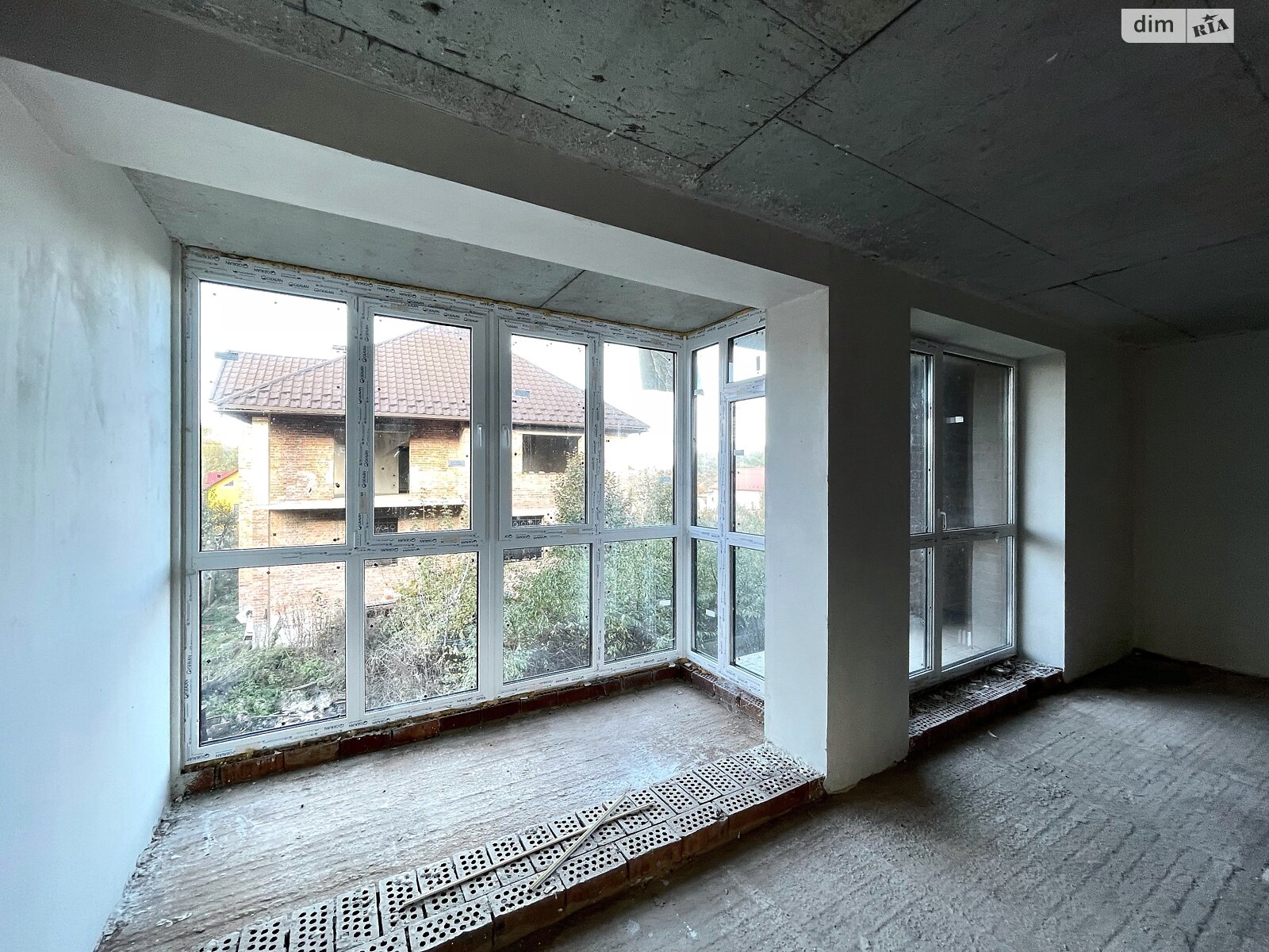 Продаж двокімнатної квартири в Брюховичах, на вул. Бурденка 18, кв. 3, район Шевченківський фото 1