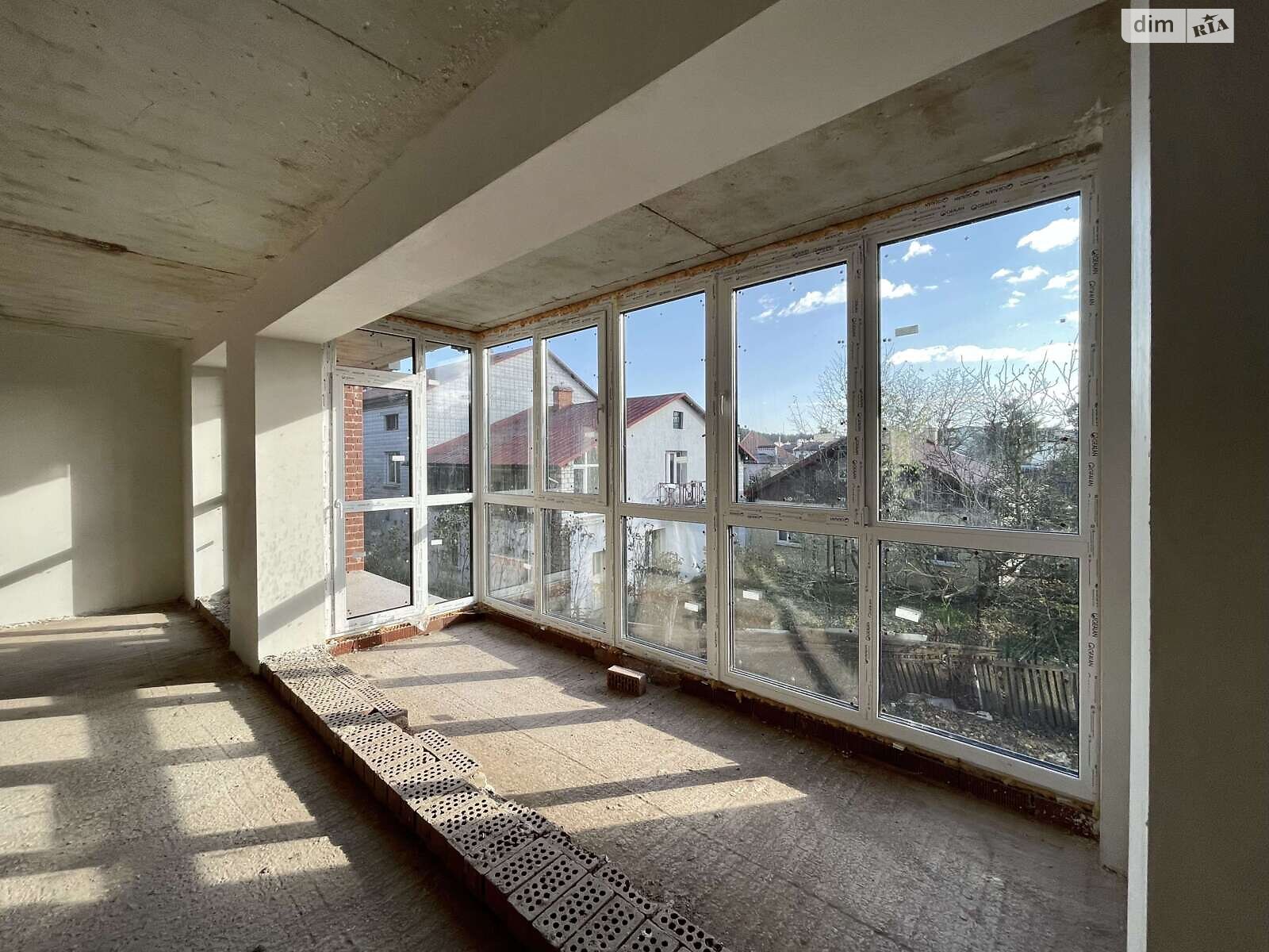 Продаж двокімнатної квартири в Брюховичах, на вул. Бурденка 18, кв. 4, район Шевченківський фото 1