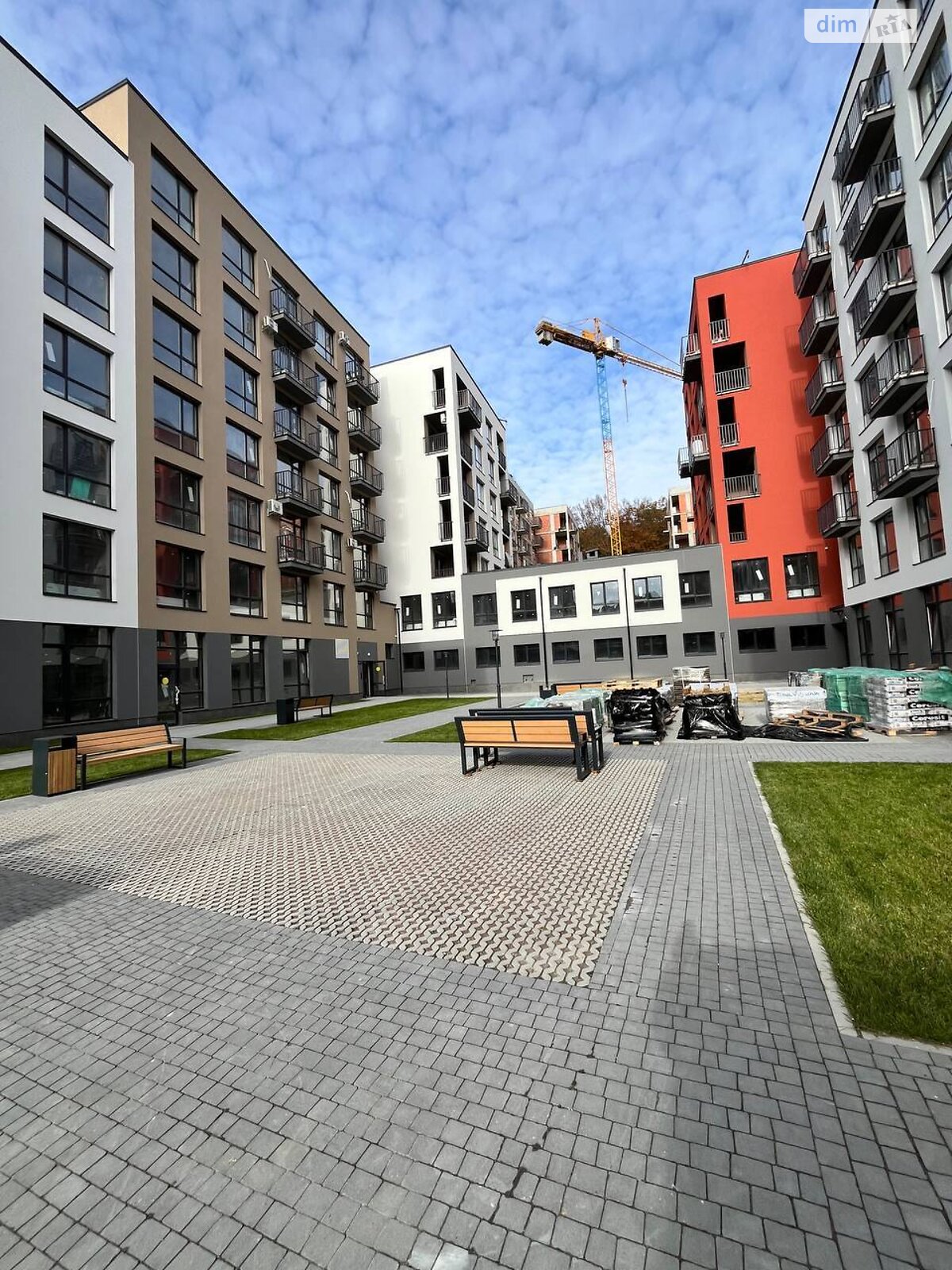 Продаж двокімнатної квартири в Брюховичах, на вул. Широка 22В, район Шевченківський фото 1 Продаж двокімнатної квартири в Брюховичах, на вул. Широка 22В, район Шевченківський фото 1