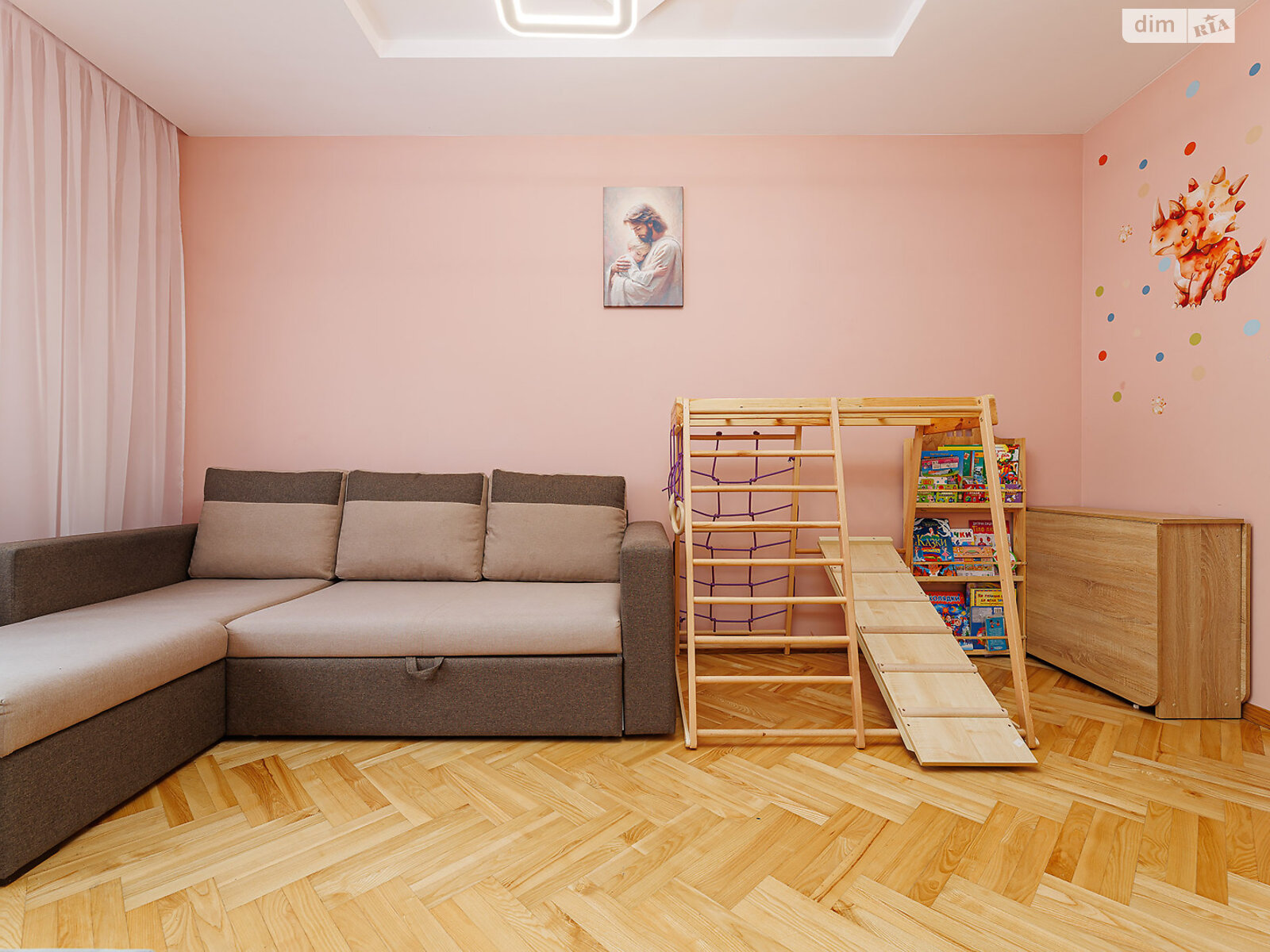 Продажа трехкомнатной квартиры в Брюховичах, на ул. Ясная 25, район Шевченковский фото 1 Продажа трехкомнатной квартиры в Брюховичах, на ул. Ясная 25, район Шевченковский фото 1