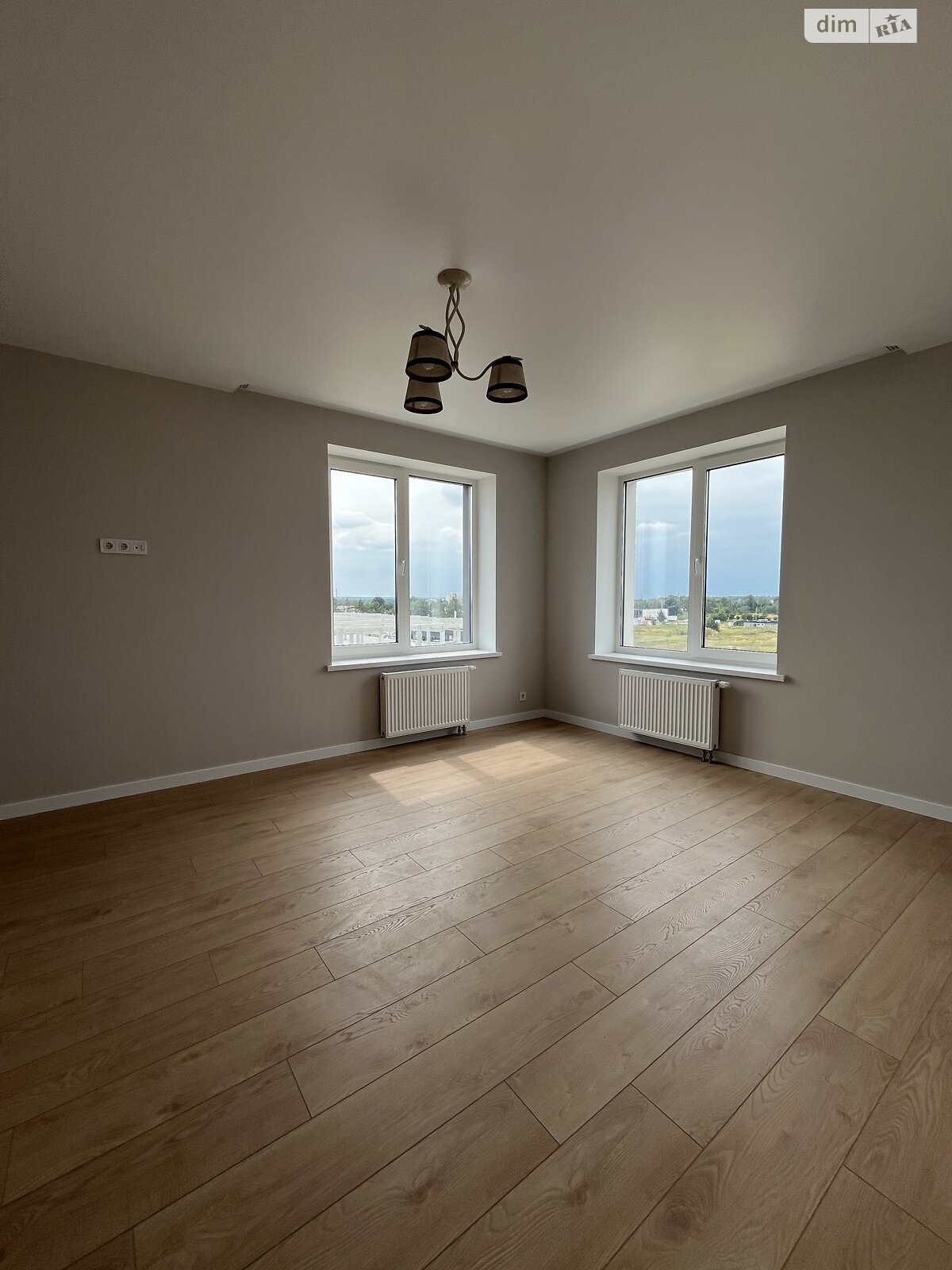 Продаж однокімнатної квартири в Бучі, на вул. Амосова 4, фото 1