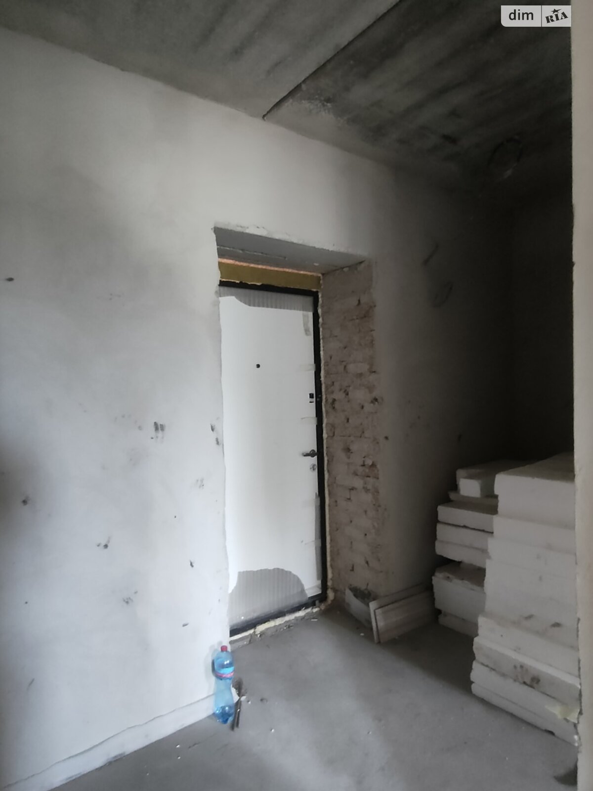 Продаж однокімнатної квартири в Бучі, на вул. Амосова 4, фото 1