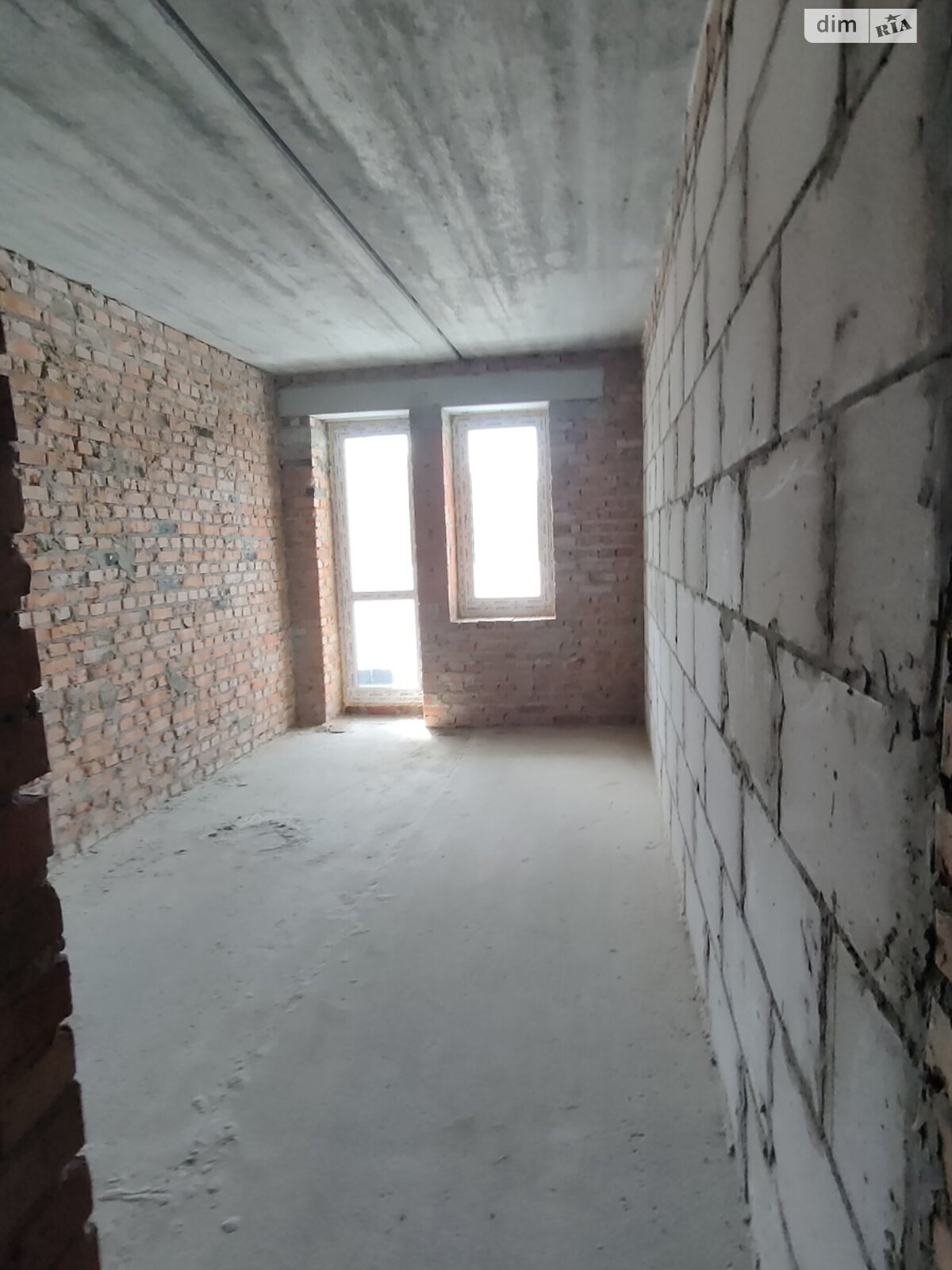 Продаж трикімнатної квартири в Бучі, на вул. Амосова 4, фото 1