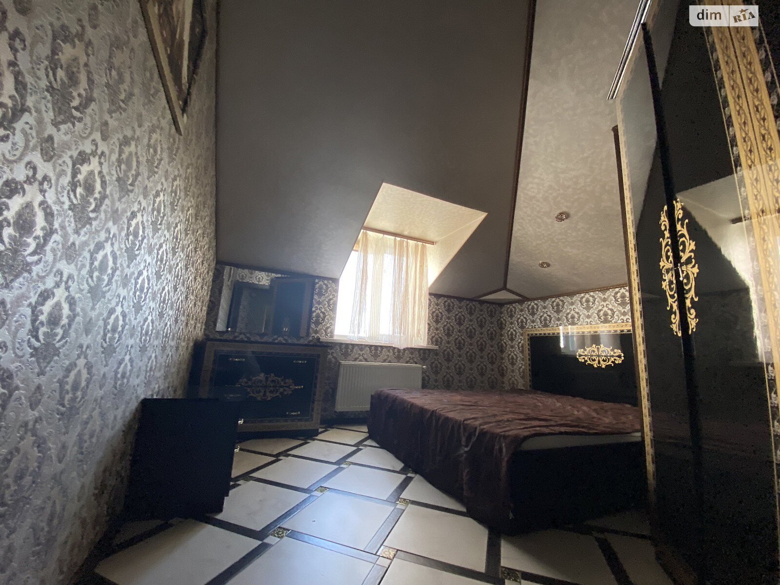 Продаж трикімнатної квартири в Бучі, на бул. Богдана Хмельницького, фото 1 Продаж трикімнатної квартири в Бучі, на бул. Богдана Хмельницького, фото 1