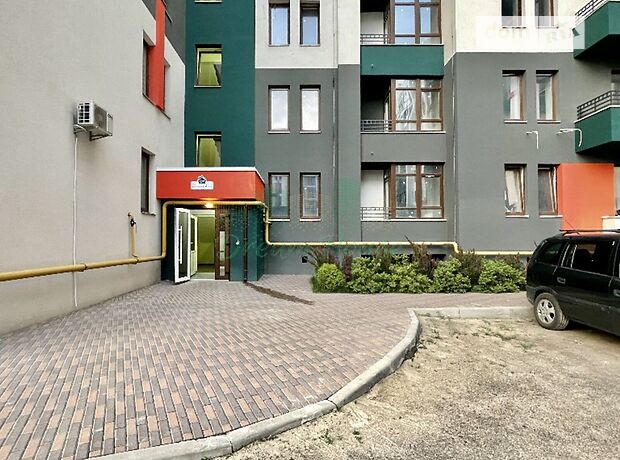 Продажа трехкомнатной квартиры в Буче, на ул. Амосова 4, район Буча фото 1 Продажа трехкомнатной квартиры в Буче, на ул. Амосова 4, район Буча фото 1