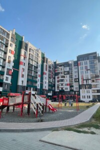 Продажа трехкомнатной квартиры в Буче, на ул. Амосова 4, район Буча фото 2