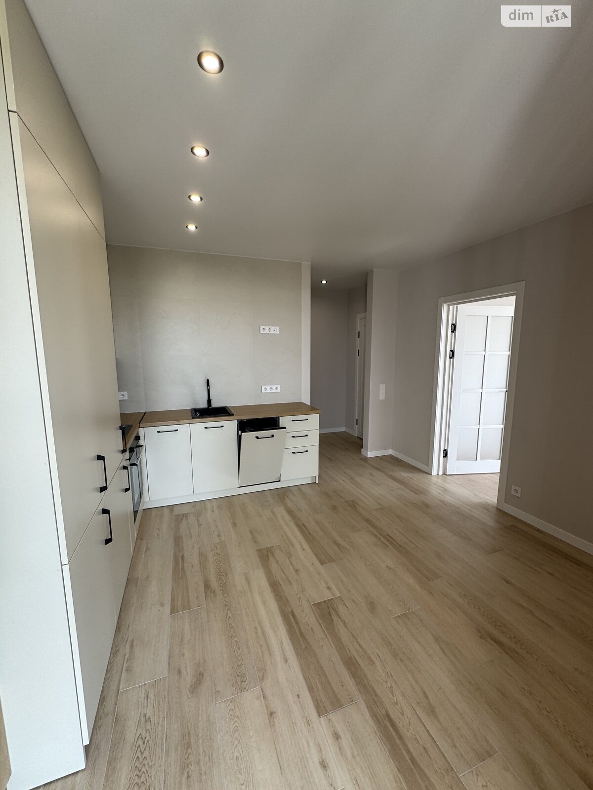 Продаж однокімнатної квартири в Бучі, на вул. Амосова 4, кв. 214, район Буча фото 1