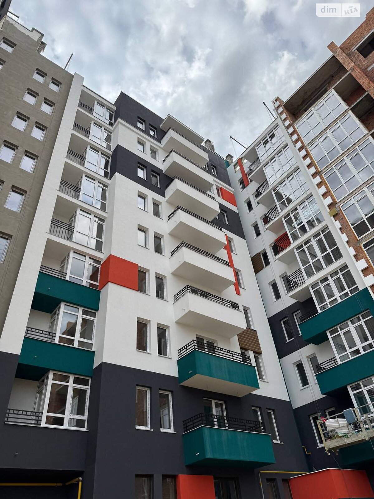 Продаж двокімнатної квартири в Бучі, на вул. Амосова 4, район Буча фото 1