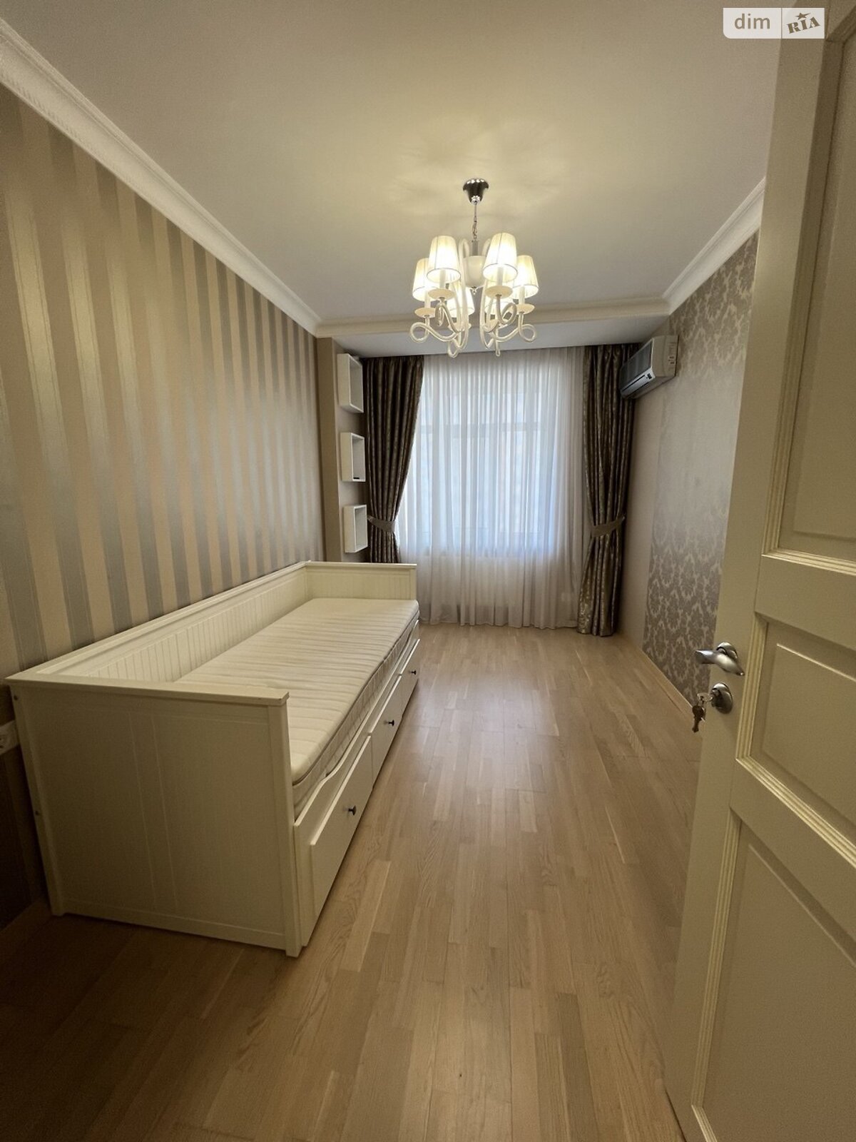 Продажа двухкомнатной квартиры в Буче, на бул. Богдана Хмельницкого 19, район Буча фото 1 Продажа двухкомнатной квартиры в Буче, на бул. Богдана Хмельницкого 19, район Буча фото 1
