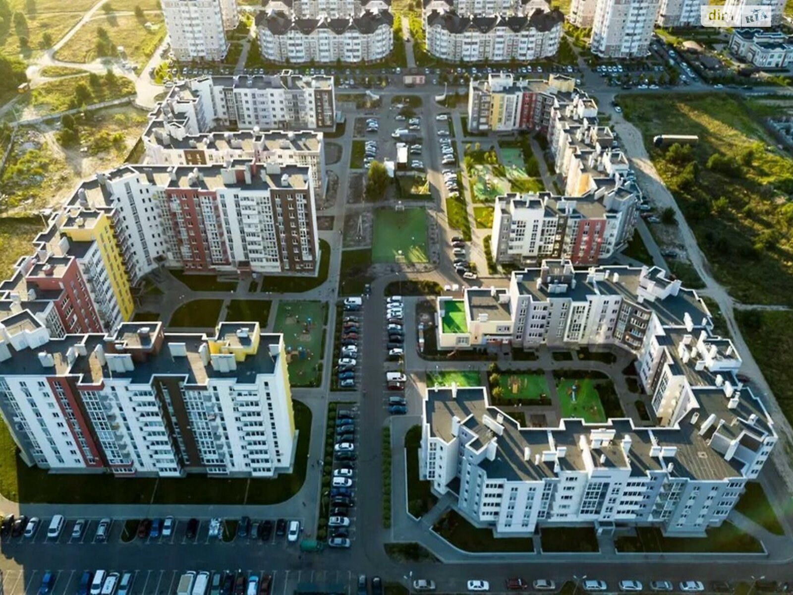 Продажа трехкомнатной квартиры в Буче, на ул. Бориса Гмыри, район Буча фото 1