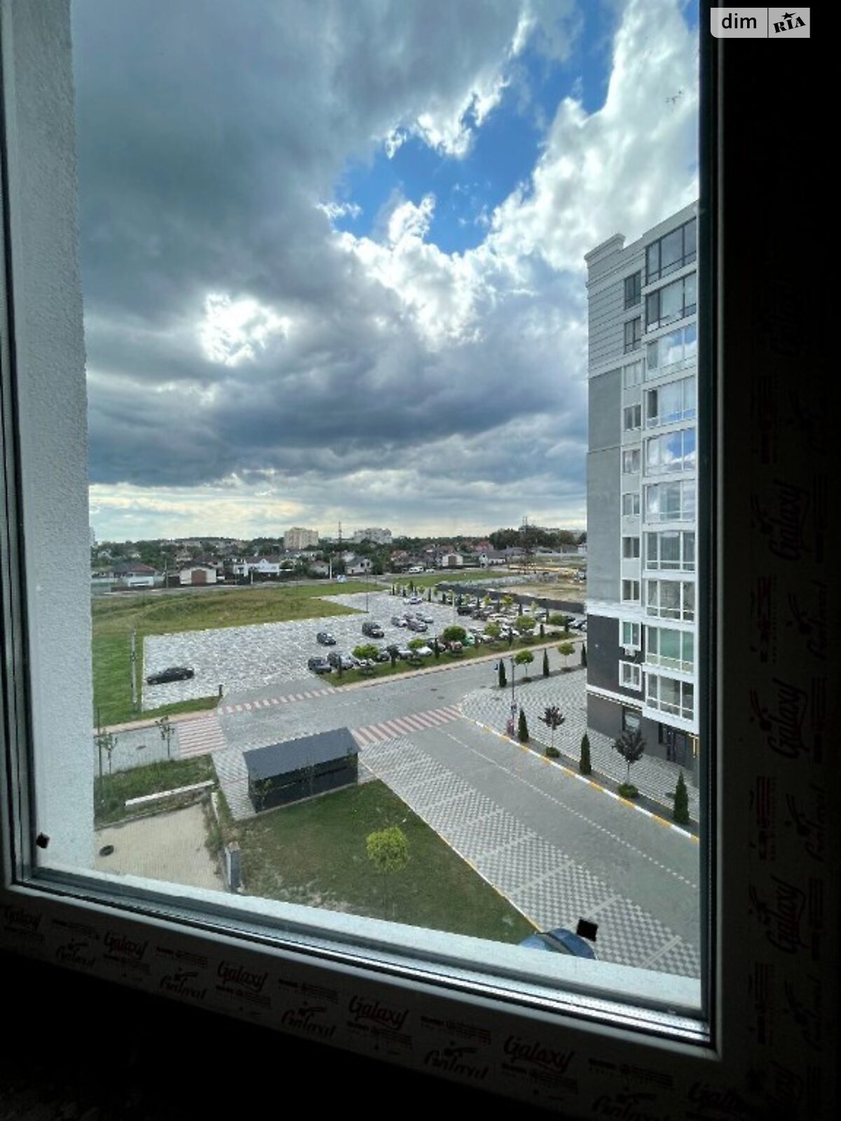 Продаж однокімнатної квартири в Бучі, на вул. Івана Кожедуба, район Буча фото 1