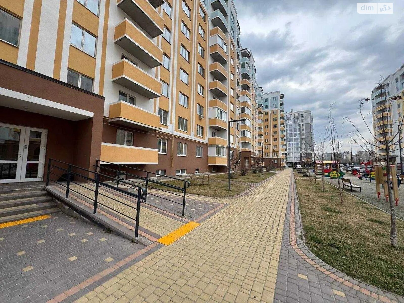 Продаж двокімнатної квартири в Бучі, на вул. Івана Кожедуба 31, район Буча фото 1 Продаж двокімнатної квартири в Бучі, на вул. Івана Кожедуба 31, район Буча фото 1
