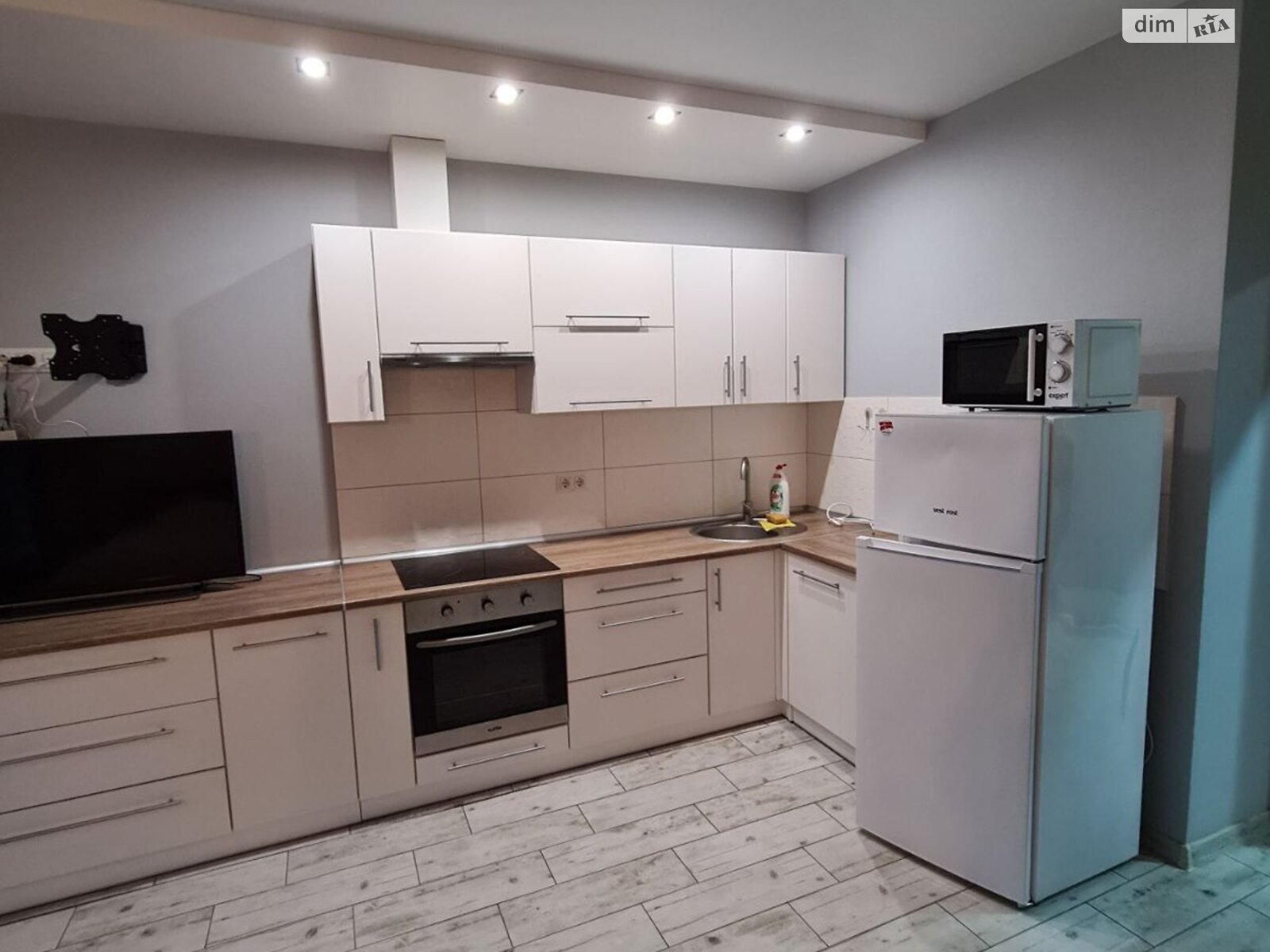 Продажа однокомнатной квартиры в Буче, на бул. Леонида Бирюкова 2А, район Буча фото 1