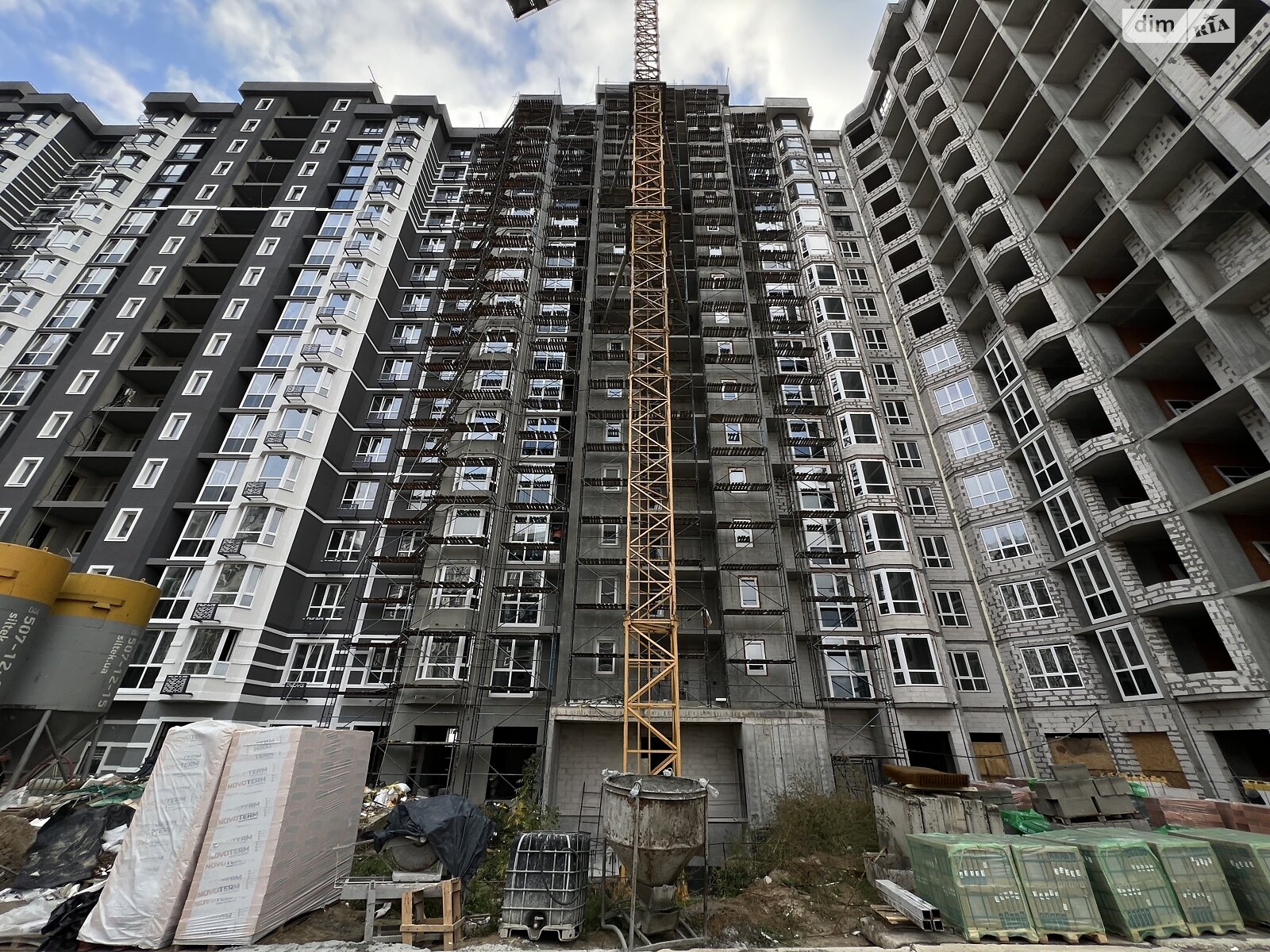 Продаж двокімнатної квартири в Бучі, на бул. Леоніда Бірюкова 2А, район Буча фото 1