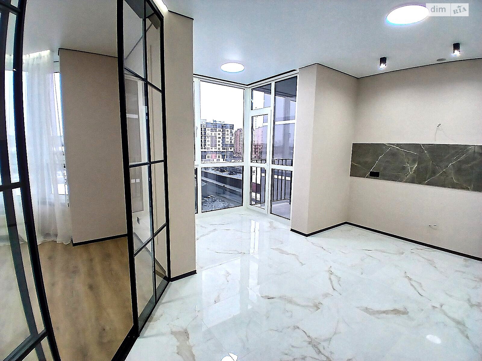 Продажа однокомнатной квартиры в Буче, на бул. Леонида Бирюкова, район Буча фото 1