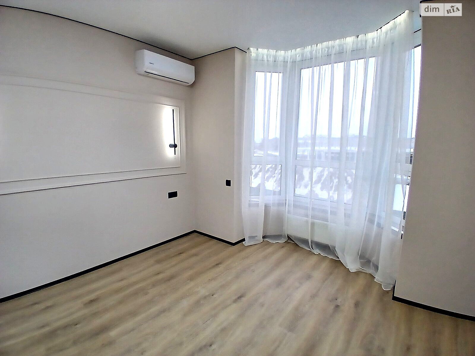 Продажа однокомнатной квартиры в Буче, на бул. Леонида Бирюкова, район Буча фото 1