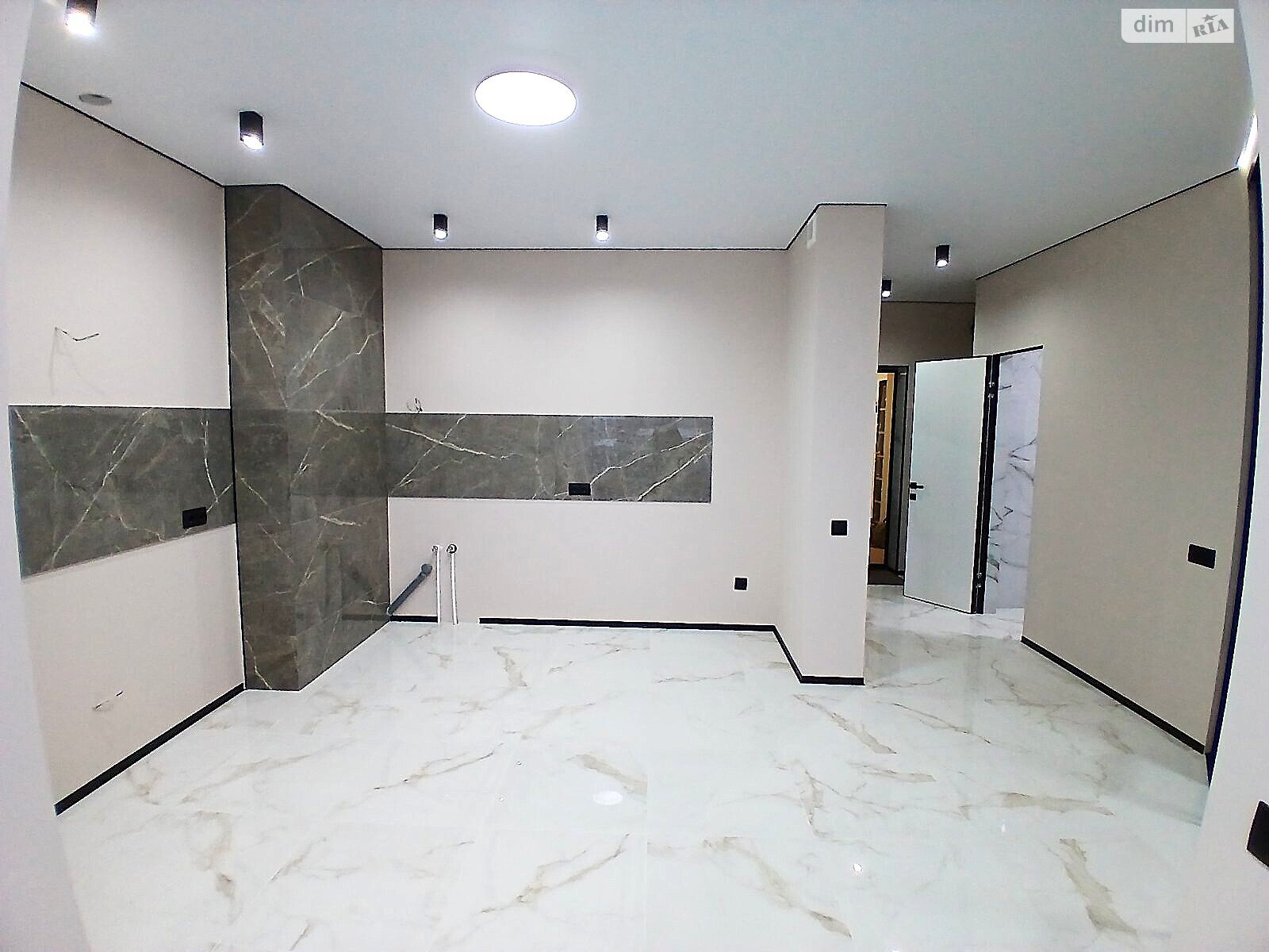 Продажа однокомнатной квартиры в Буче, на бул. Леонида Бирюкова, район Буча фото 1