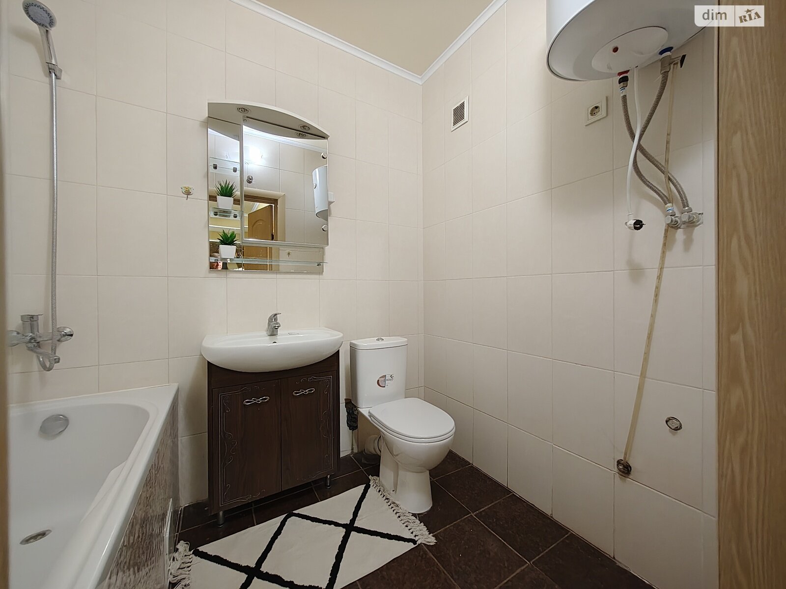 Продажа однокомнатной квартиры в Буче, на ул. Михаила Матюшенко, район Буча фото 1