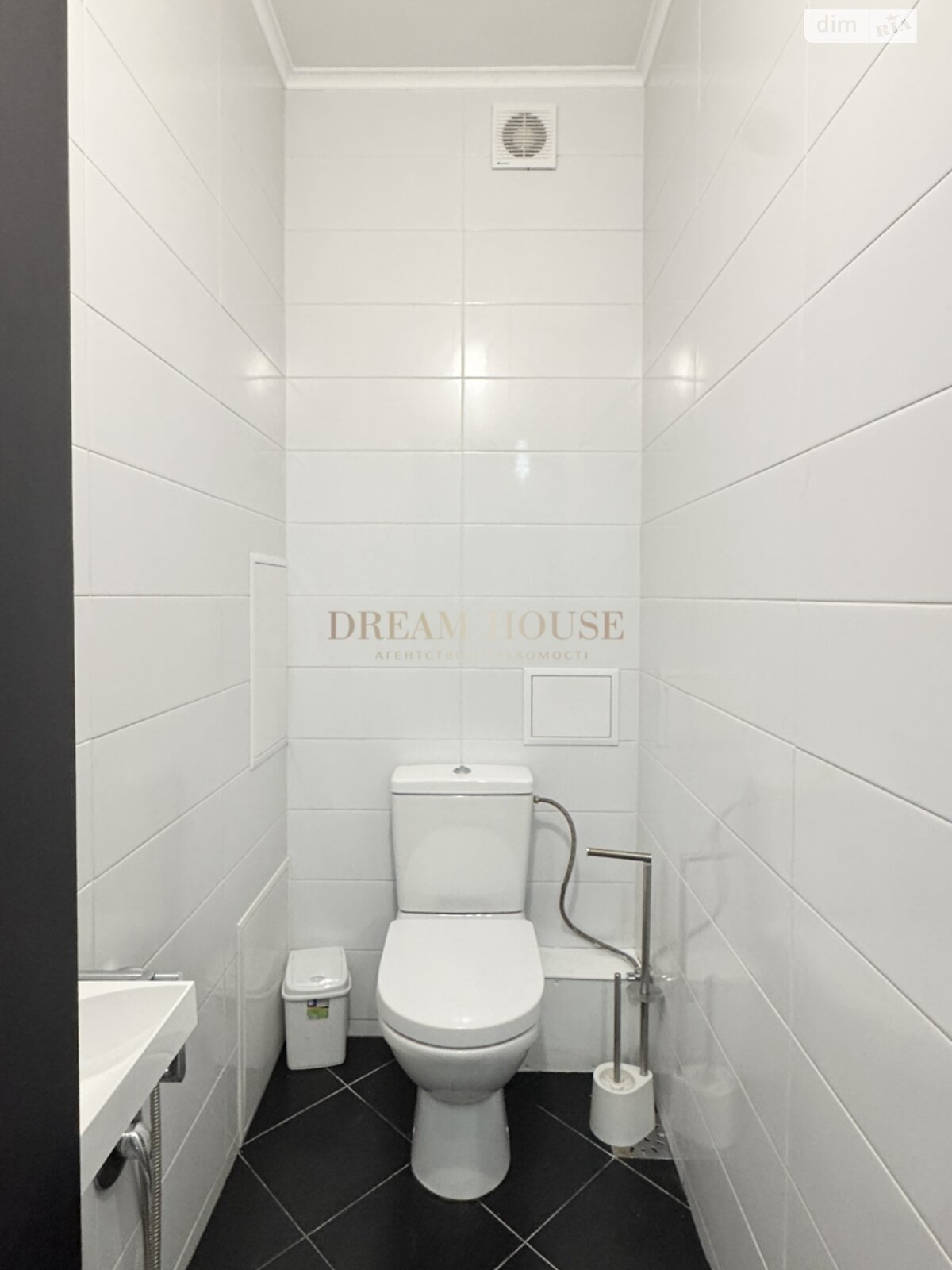 Продаж двокімнатної квартири в Бучі, на вул. Пушкінська 59В, район Буча фото 1 Продаж двокімнатної квартири в Бучі, на вул. Пушкінська 59В, район Буча фото 1