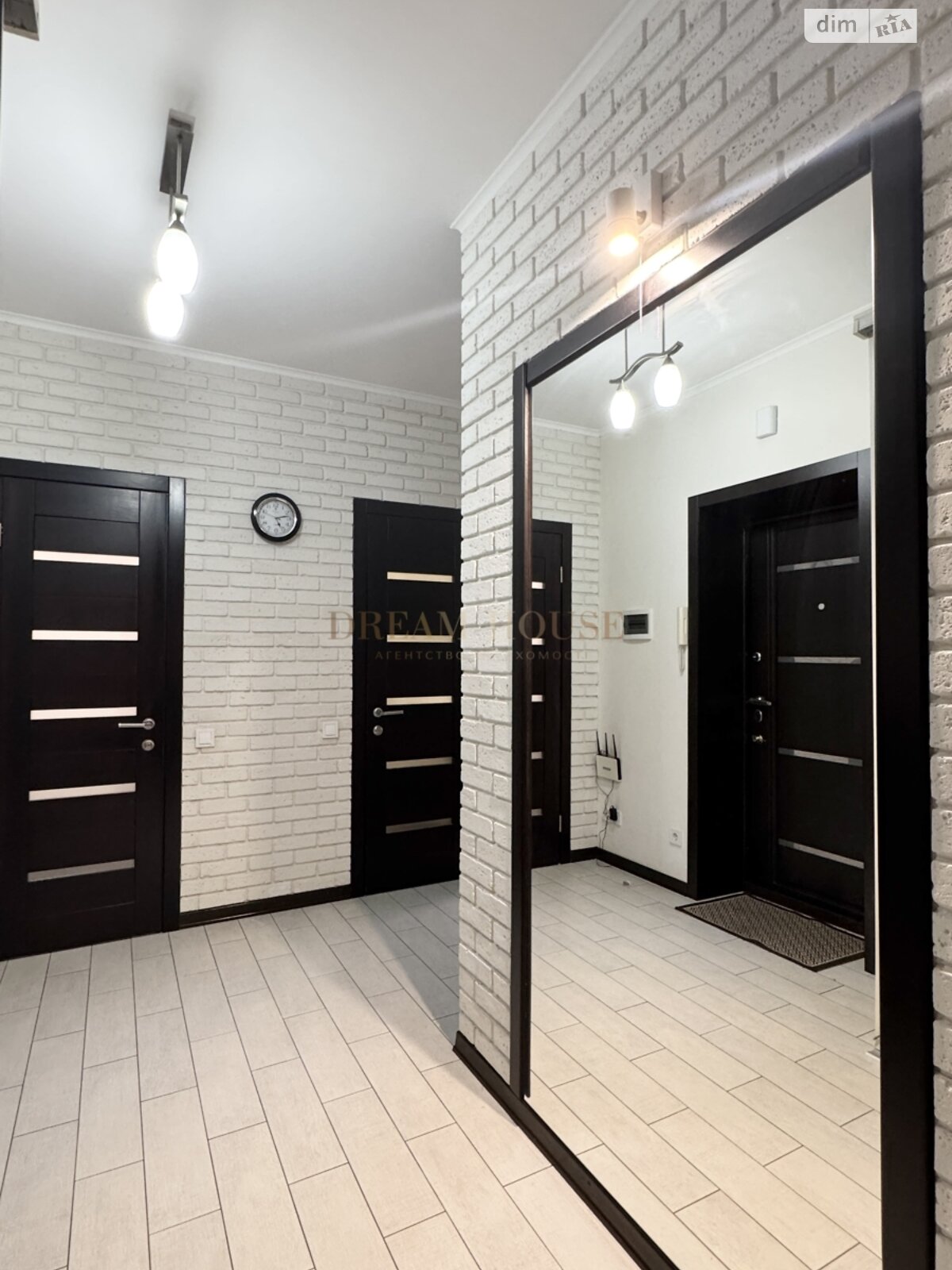 Продаж двокімнатної квартири в Бучі, на вул. Пушкінська 59В, район Буча фото 1 Продаж двокімнатної квартири в Бучі, на вул. Пушкінська 59В, район Буча фото 1