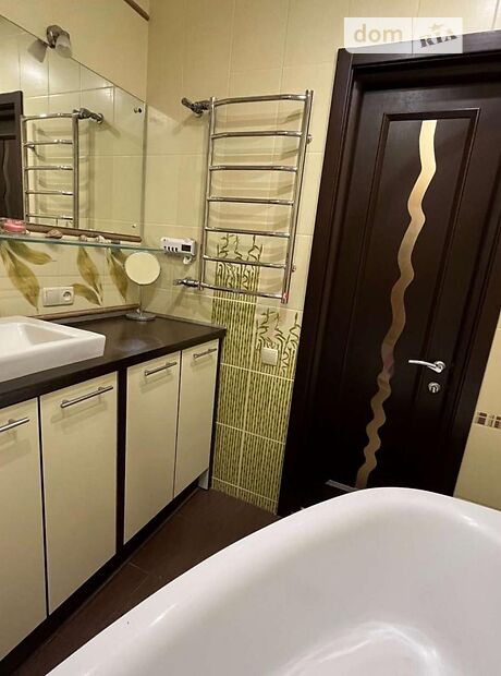Продажа трехкомнатной квартиры в Буче, на ул. Тарасовская 8, район Буча фото 1 Продажа трехкомнатной квартиры в Буче, на ул. Тарасовская 8, район Буча фото 1