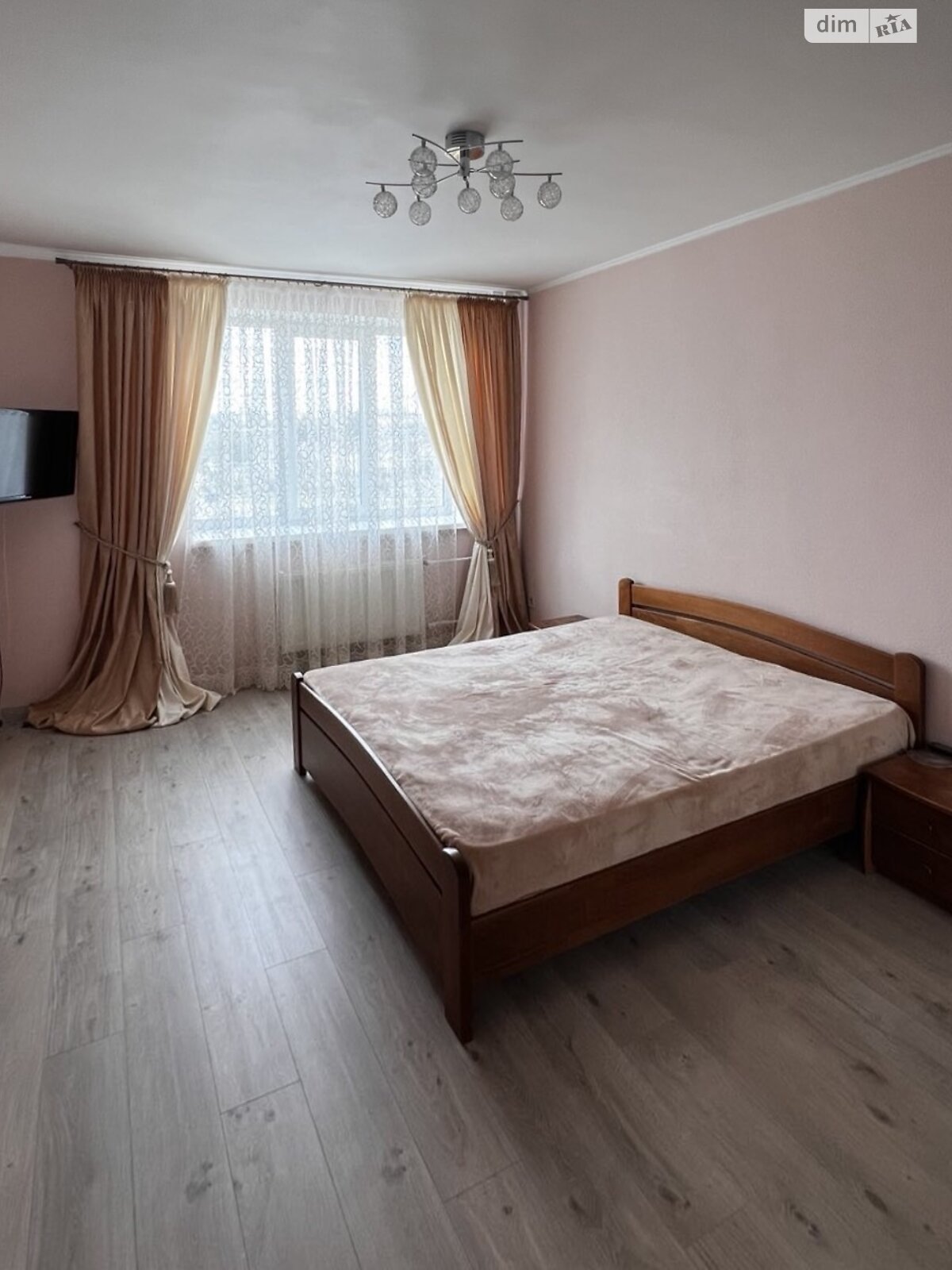 Продажа трехкомнатной квартиры в Буче, на ул. Тарасовская 8А, район Буча фото 1 Продажа трехкомнатной квартиры в Буче, на ул. Тарасовская 8А, район Буча фото 1