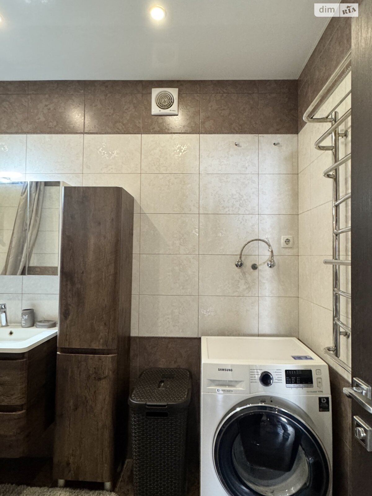 Продаж чотирикімнатної квартири в Бучі, на пров. Тихого 4 корпус 1, район Буча фото 1 Продаж чотирикімнатної квартири в Бучі, на пров. Тихого 4 корпус 1, район Буча фото 1