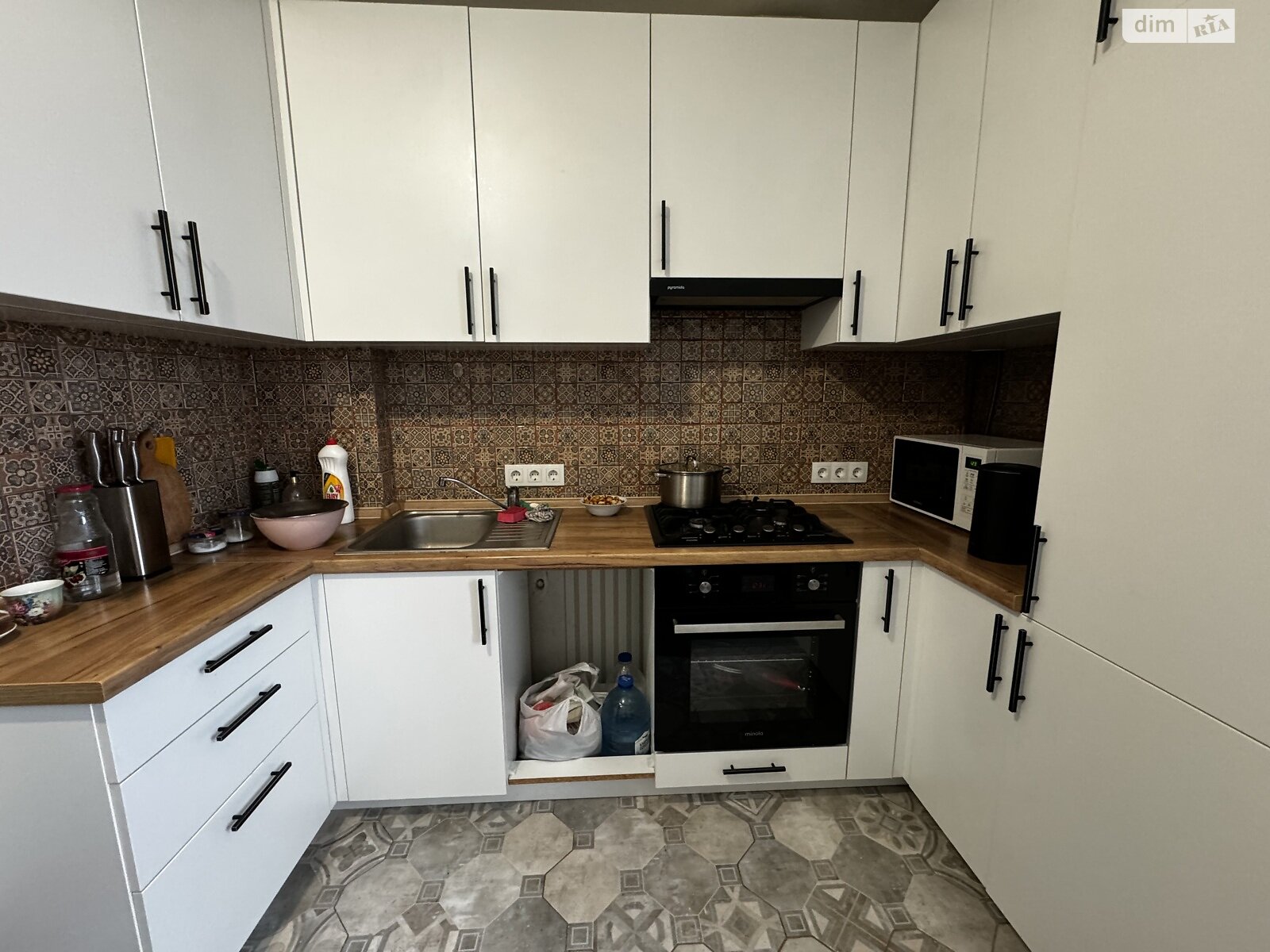 Продаж двокімнатної квартири в Бучі, на вул. Центральна 33В, район Буча фото 1 Продаж двокімнатної квартири в Бучі, на вул. Центральна 33В, район Буча фото 1