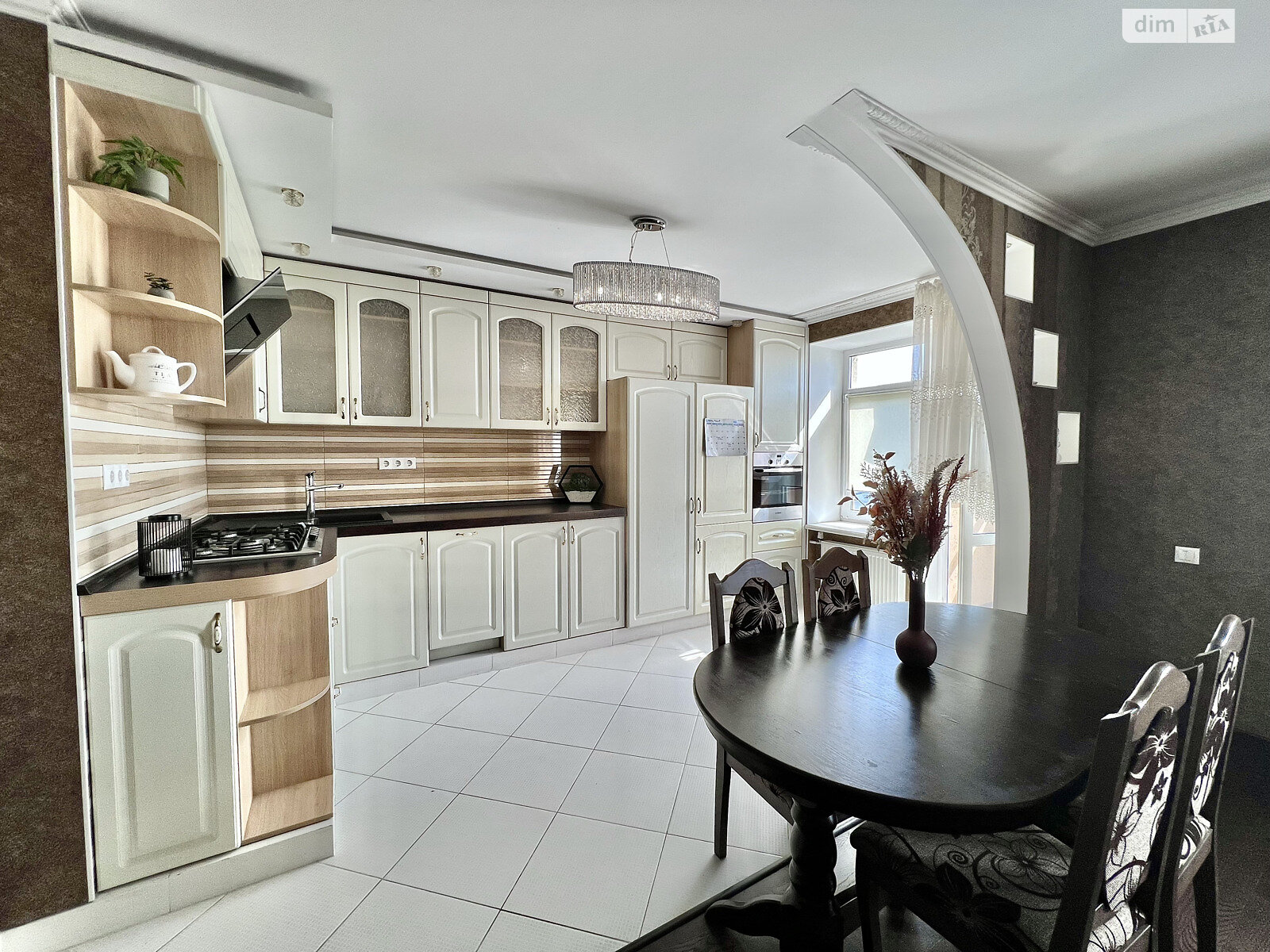 Продаж трикімнатної квартири в Бучі, на вул. Центральна 33В, район Буча фото 1