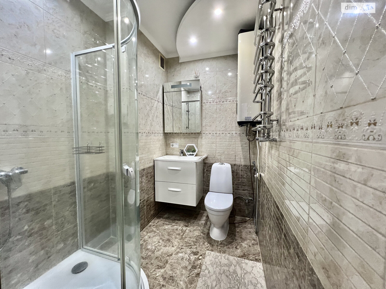 Продаж трикімнатної квартири в Бучі, на вул. Центральна 33В, район Буча фото 1