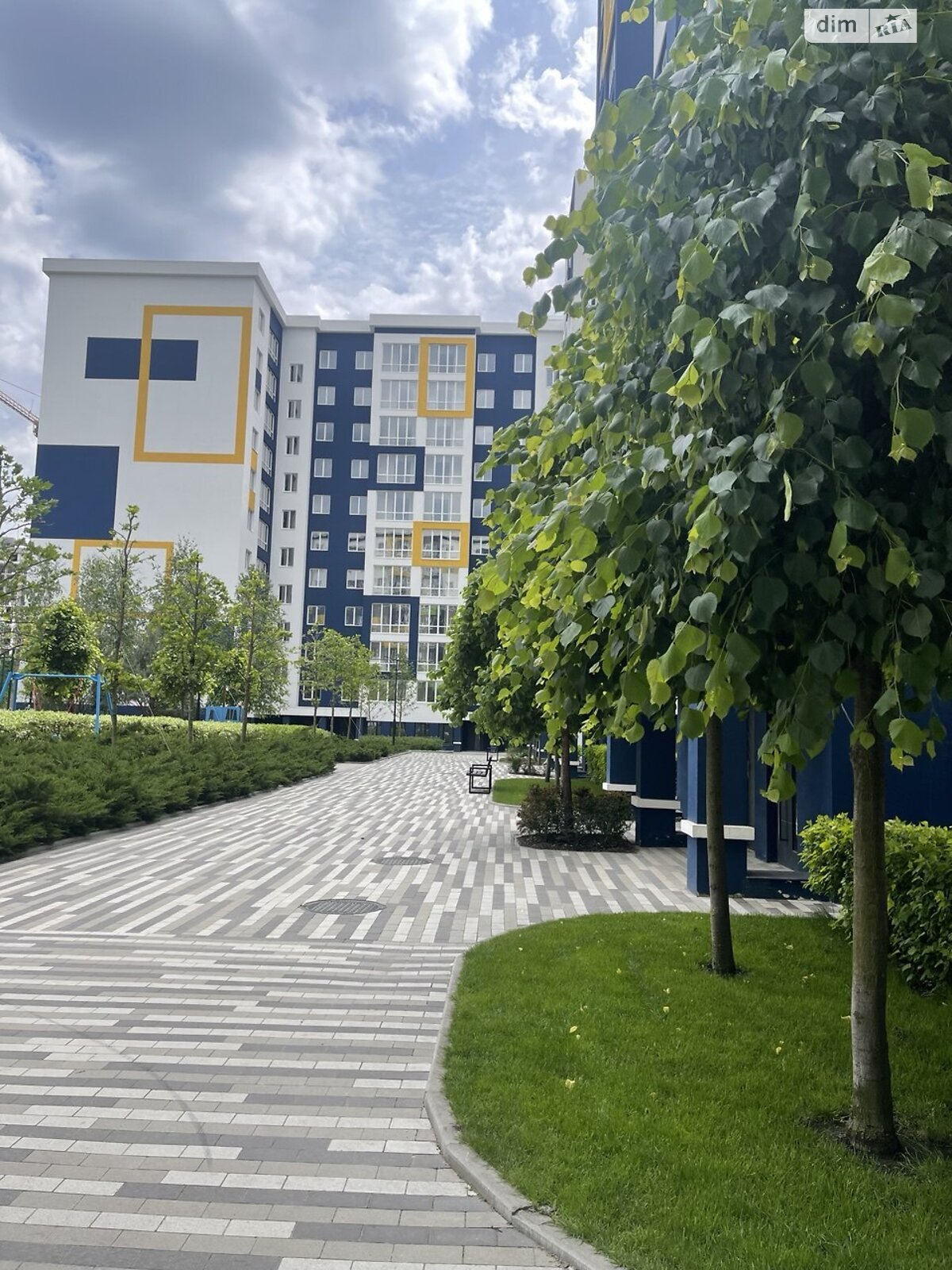 Продаж однокімнатної квартири в Бучі, на вул. Вишнева 35, район Буча фото 1 Продаж однокімнатної квартири в Бучі, на вул. Вишнева 35, район Буча фото 1