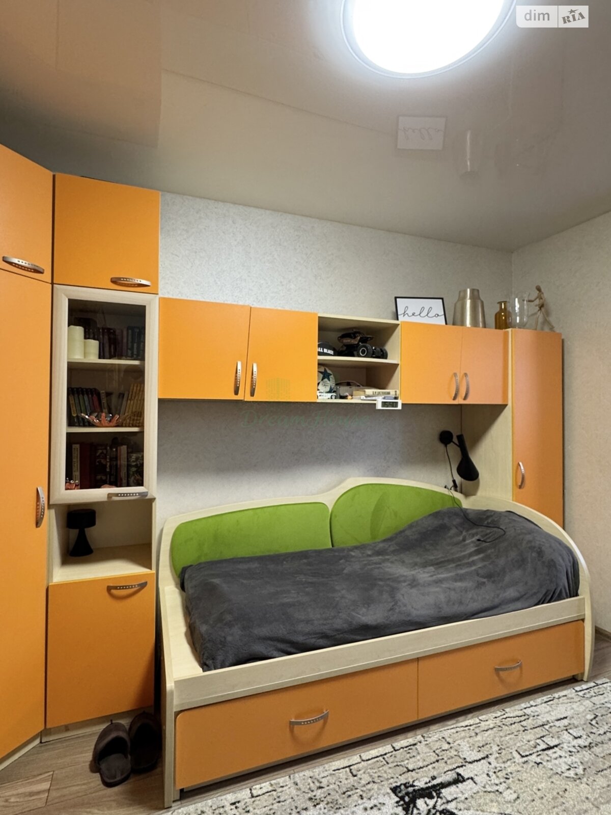 Продажа трехкомнатной квартиры в Буче, на ул. Вокзальная 127, район Буча фото 1 Продажа трехкомнатной квартиры в Буче, на ул. Вокзальная 127, район Буча фото 1