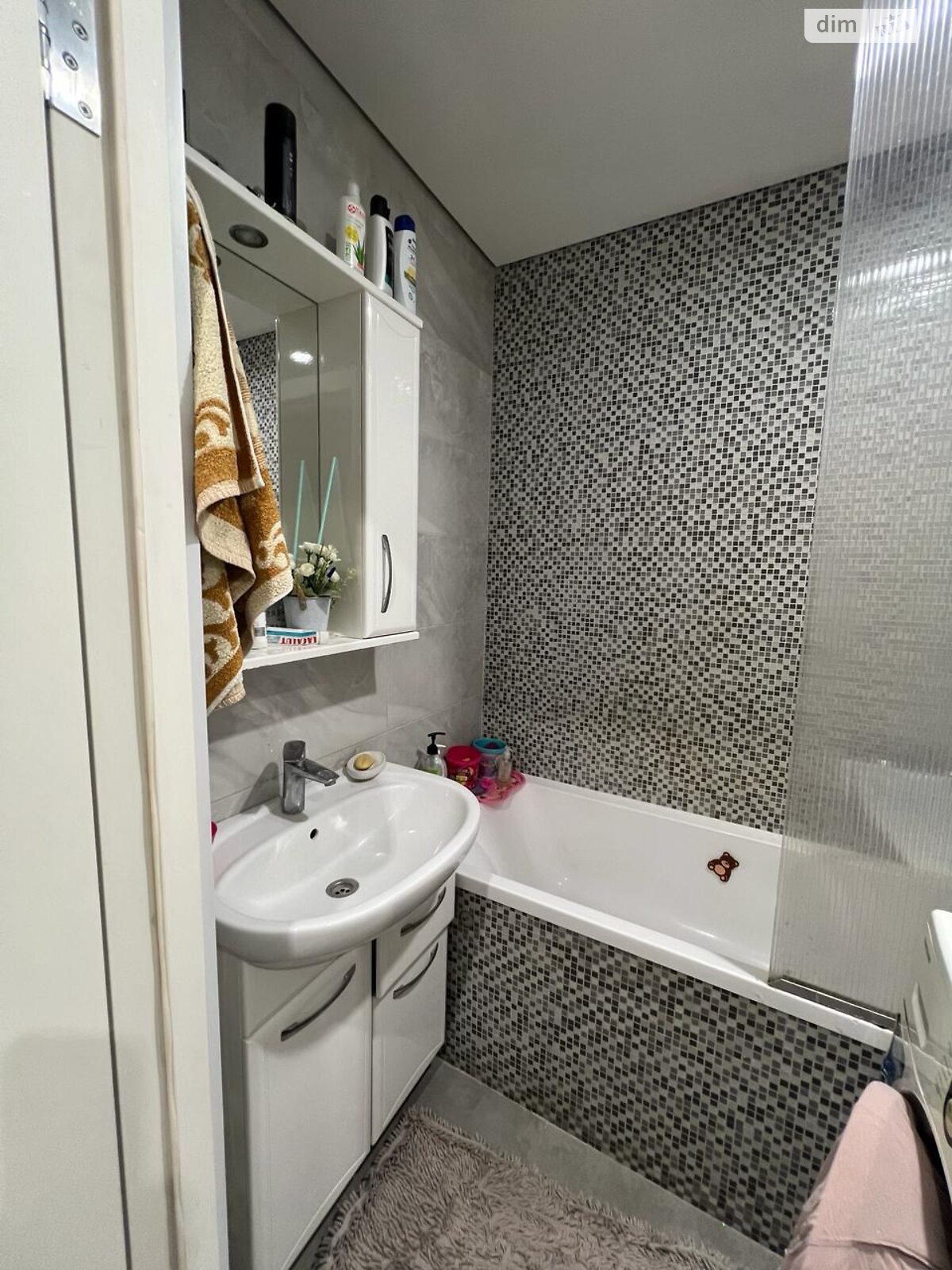 Продажа четырехкомнатной квартиры в Буче, на ул. Вокзальная 101, район Буча фото 1