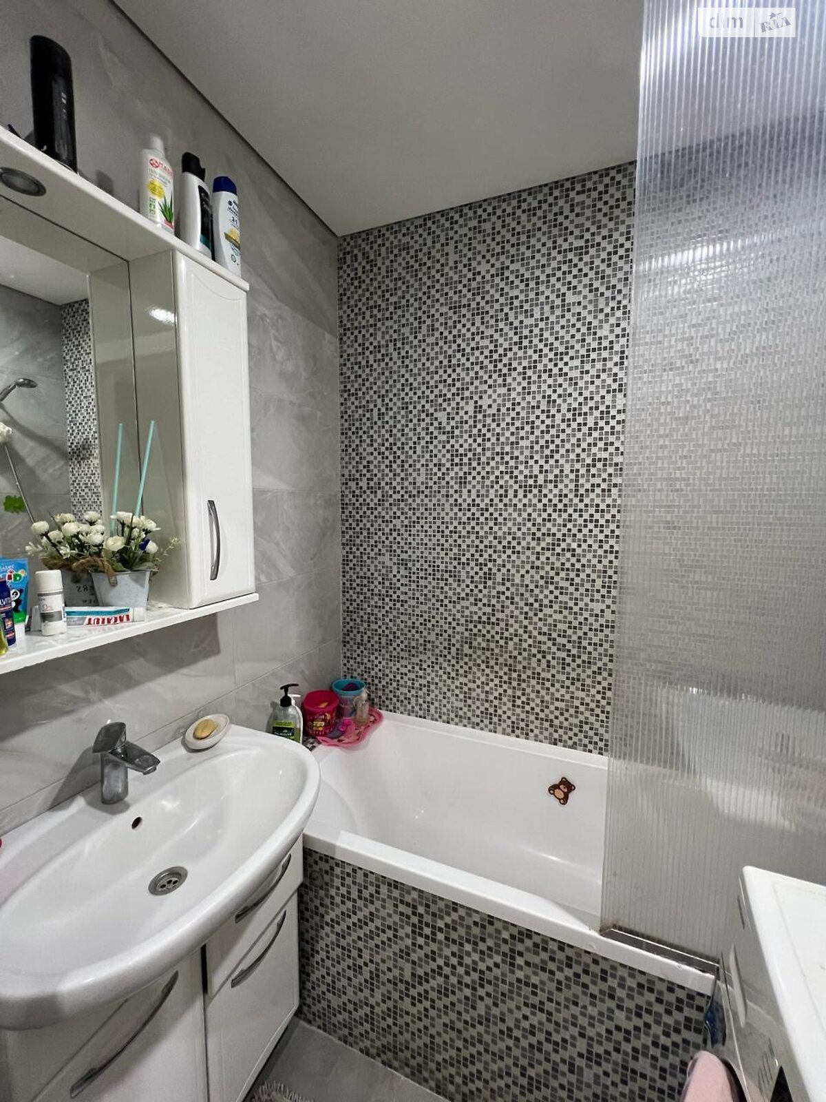 Продажа четырехкомнатной квартиры в Буче, на ул. Вокзальная 101, район Буча фото 1