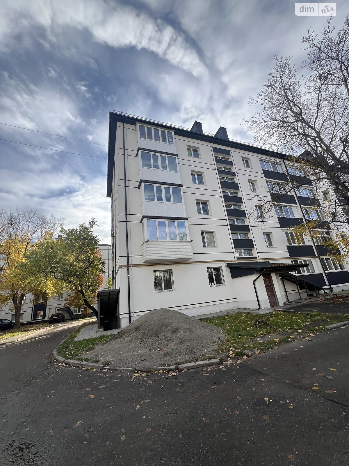 Продажа трехкомнатной квартиры в Буче, на ул. Яблонская 203Б, кв. 15, район Буча фото 1