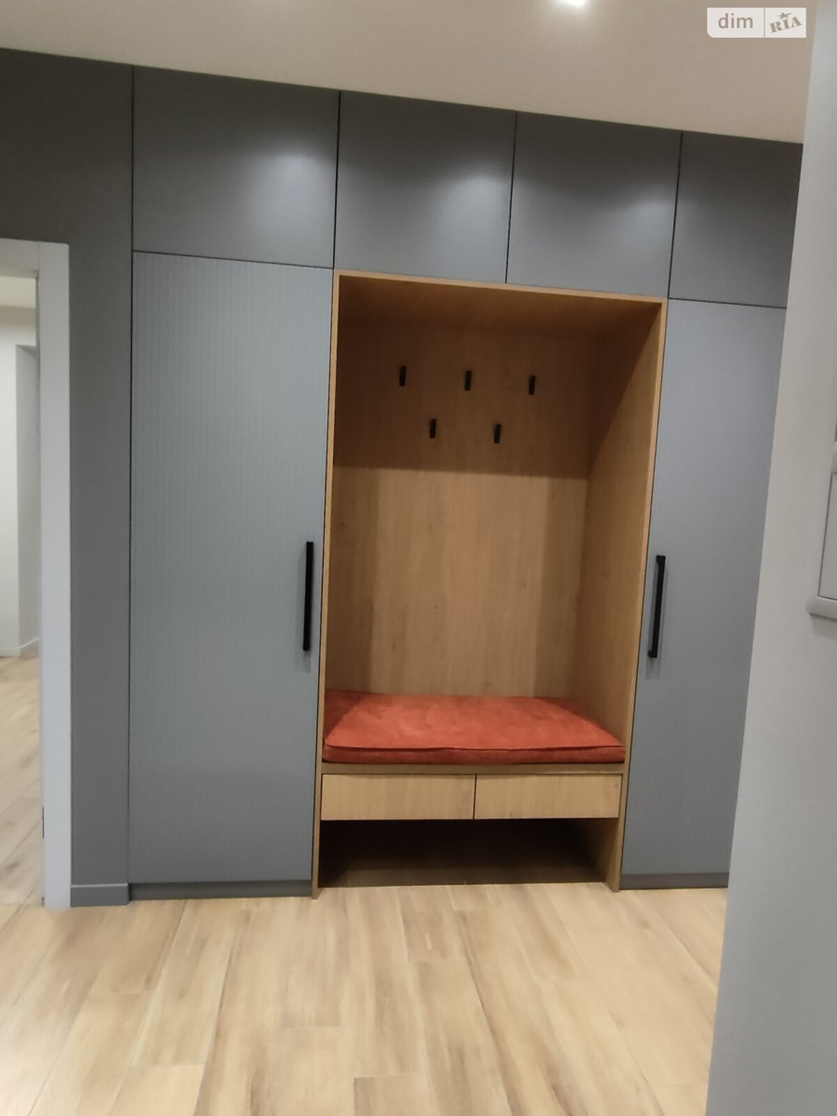 Продаж кімнатної квартири в Бучі, на бул. Леоніда Бірюкова, фото 1 Продаж кімнатної квартири в Бучі, на бул. Леоніда Бірюкова, фото 1