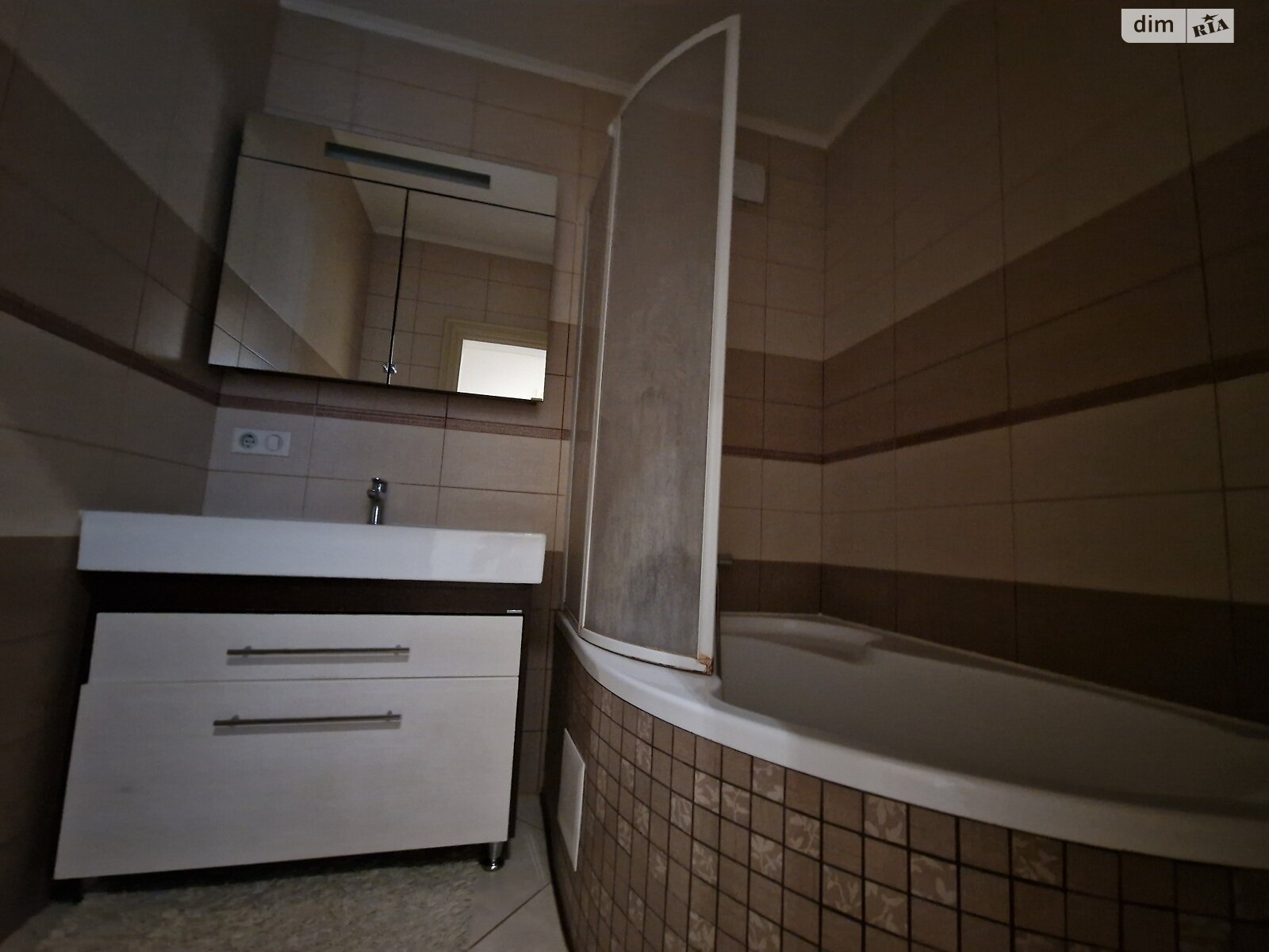 Продажа трехкомнатной квартиры в Буче, на ул. Михаила Матюшенко 16В, фото 1 Продажа трехкомнатной квартиры в Буче, на ул. Михаила Матюшенко 16В, фото 1