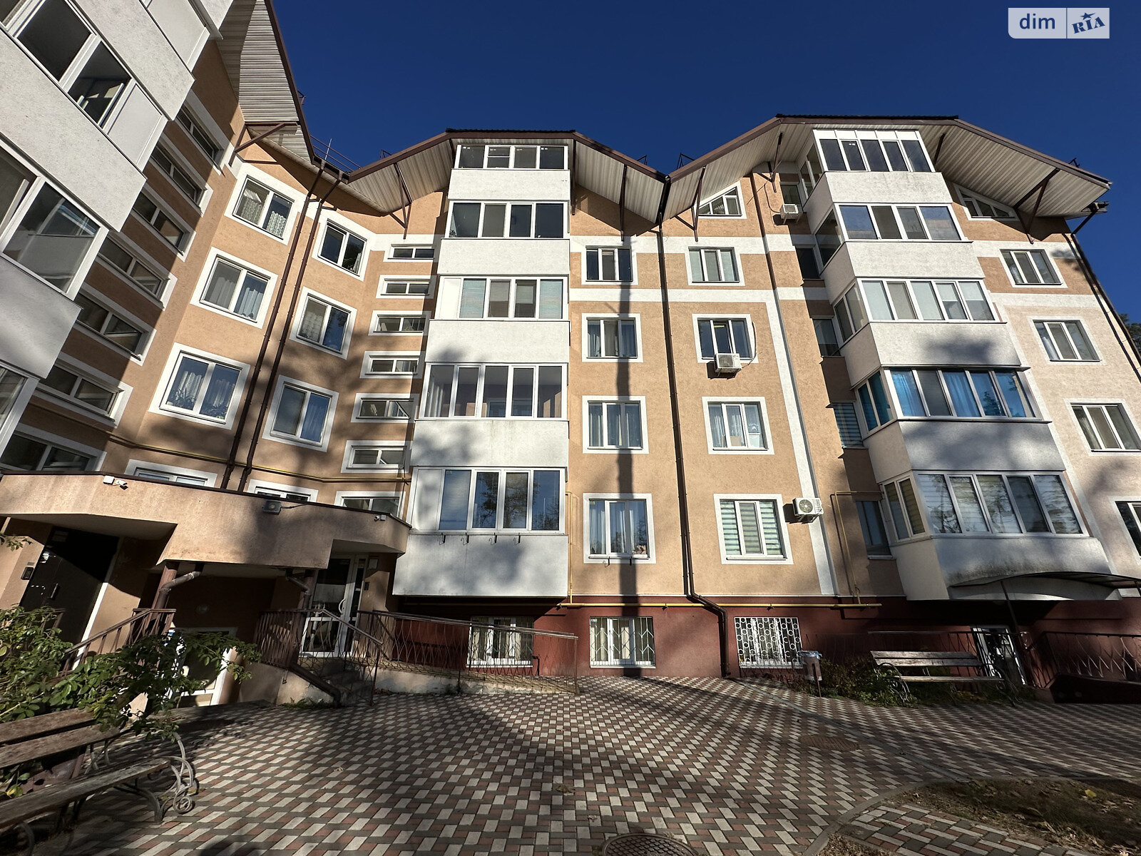 Продаж трикімнатної квартири в Бучі, на вул. Отамана Орлика 4Б, фото 1 Продаж трикімнатної квартири в Бучі, на вул. Отамана Орлика 4Б, фото 1