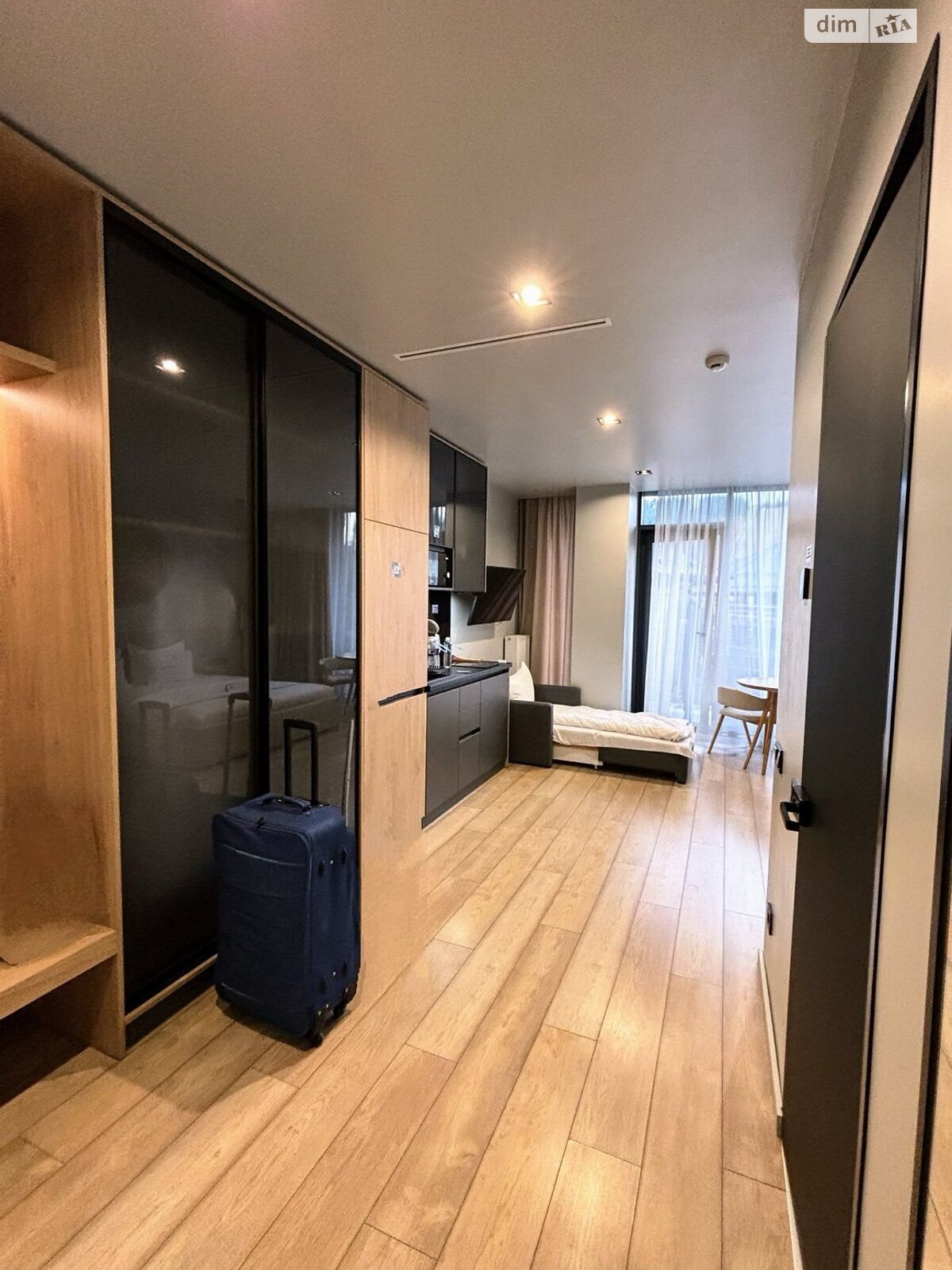 Продажа однокомнатной квартиры в Буковеле, на уроч. Вишни, район Буковель фото 1 Продажа однокомнатной квартиры в Буковеле, на уроч. Вишни, район Буковель фото 1