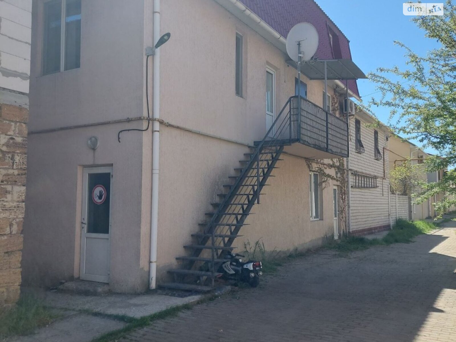 Продаж трикімнатної квартири в Таїрове, на дор. Чорноморська 2А, фото 1 Продаж трикімнатної квартири в Таїрове, на дор. Чорноморська 2А, фото 1