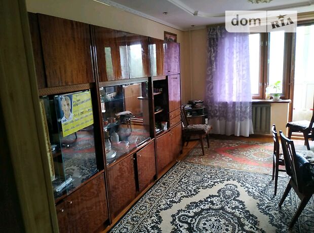 Продажа трехкомнатной квартиры в Бурштыне, фото 1 Продажа трехкомнатной квартиры в Бурштыне, фото 1