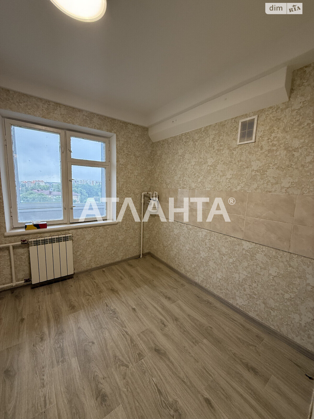 Продаж трикімнатної квартири в Чабанах, на вул. Машинобудівників, фото 1 Продаж трикімнатної квартири в Чабанах, на вул. Машинобудівників, фото 1